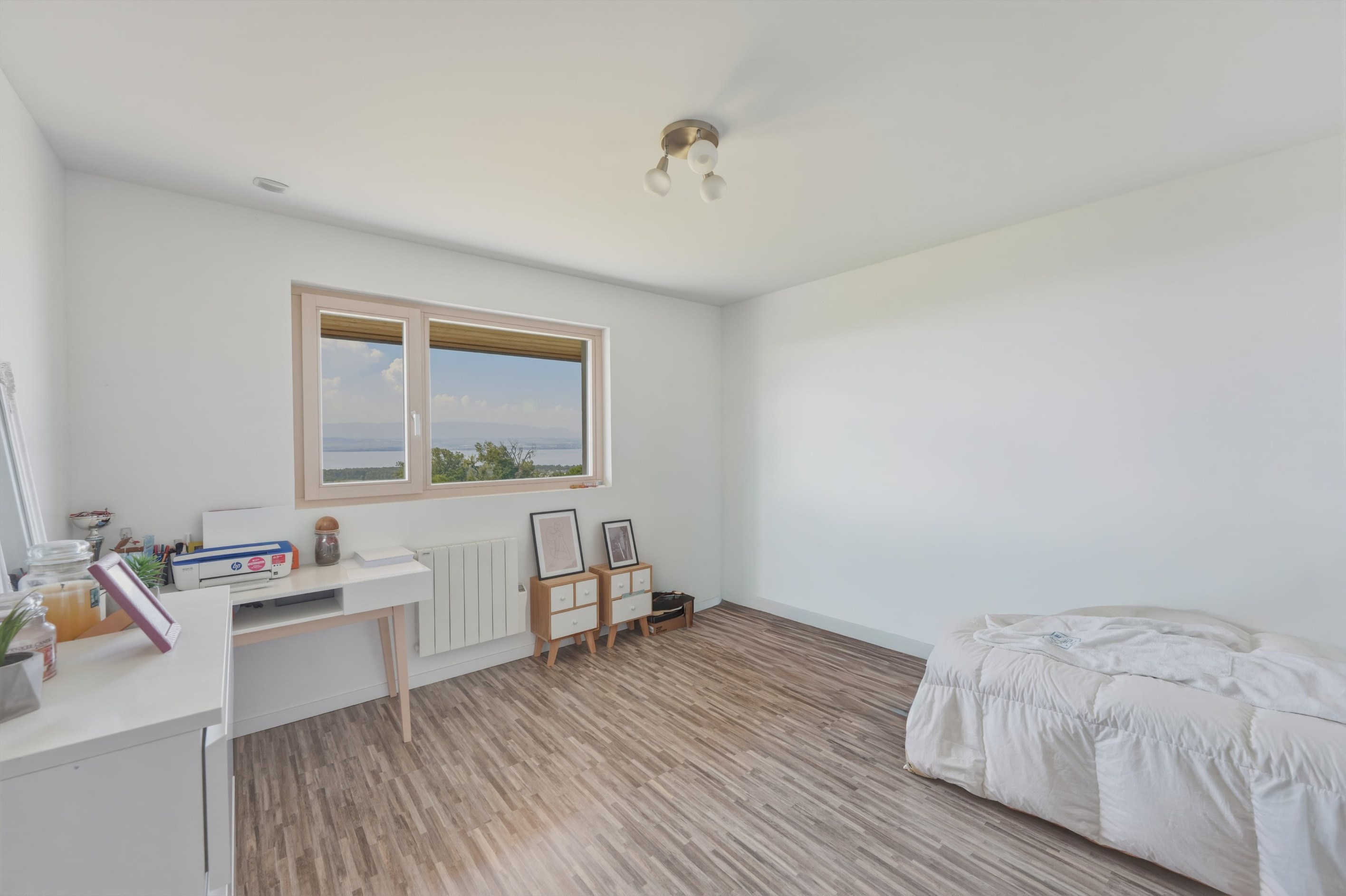  Villa for sale with lake view in Marin. - 物件實景