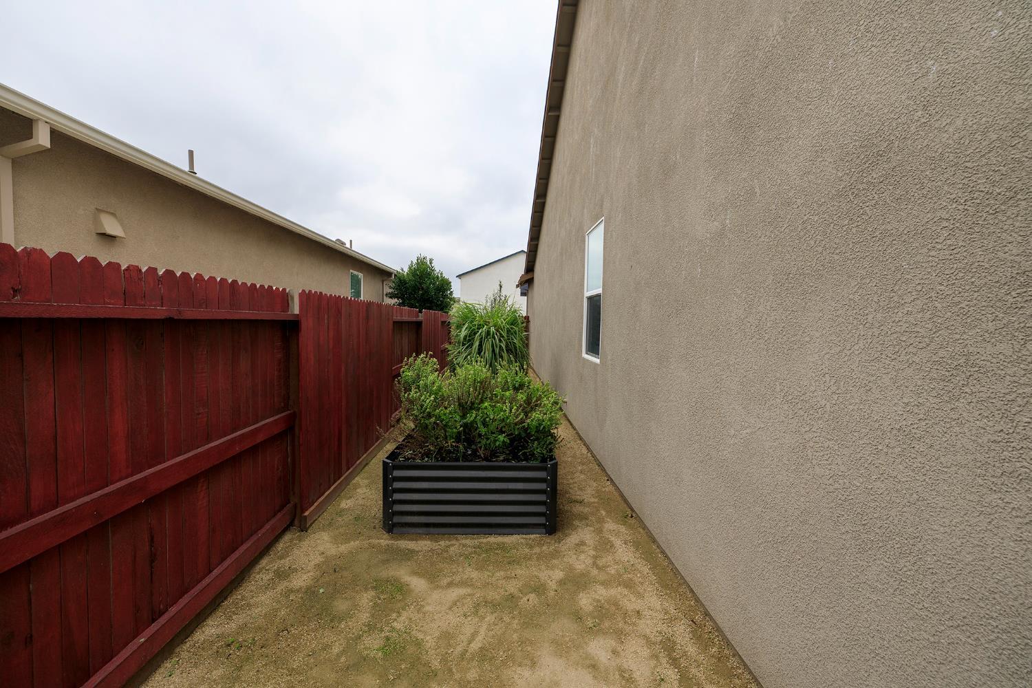 Modesto, California, 95355, United States, 3 Bedrooms Bedrooms, ,2 BathroomsBathrooms,Residential,For Sale,1998691