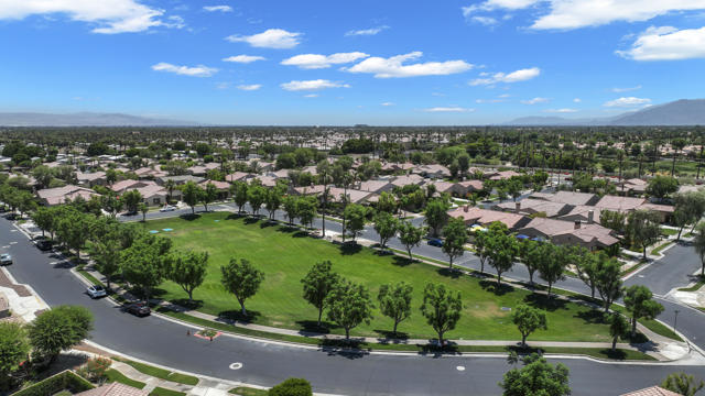 La Quinta, California, 92253, United States, 3 Bedrooms Bedrooms, ,3 BathroomsBathrooms,Residential,For Sale,1978916