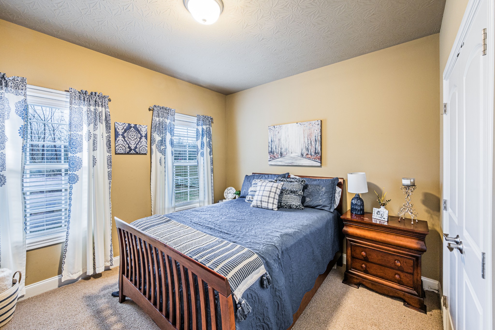 Scottsville, Kentucky, 42164, United States, 4 Bedrooms Bedrooms, ,4 BathroomsBathrooms,Residential,For Sale,2002114