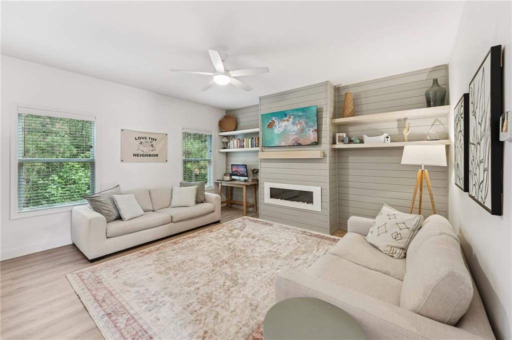 Canton, Georgia, 30114, United States, 6 Bedrooms Bedrooms, ,4 BathroomsBathrooms,Residential,For Sale,1978205