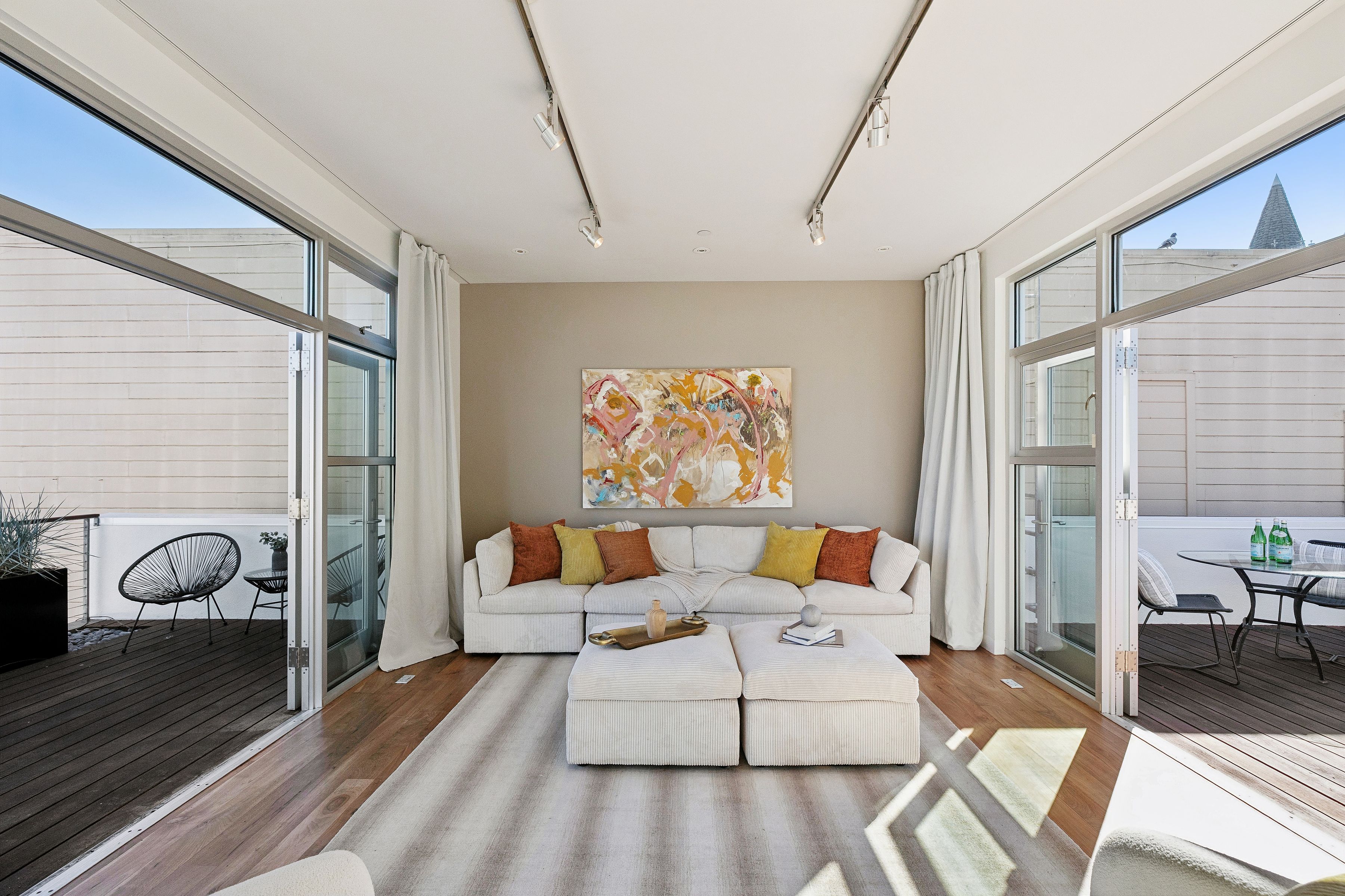 1076 South Van Ness Avenue - 物件實景