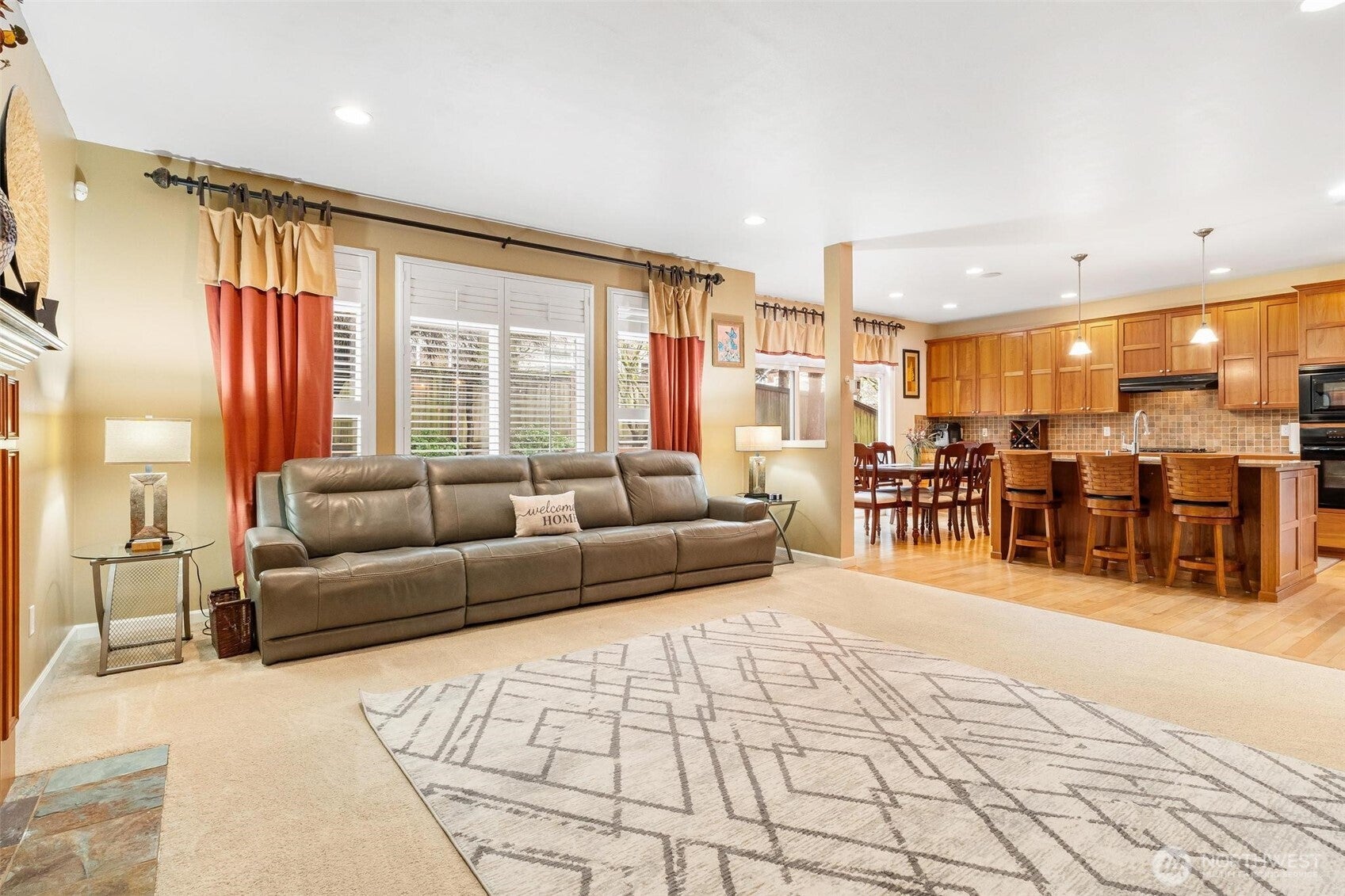 Mill Creek, Washington, 98012, United States, 5 Bedrooms Bedrooms, ,2 BathroomsBathrooms,Residential,For Sale,2034183