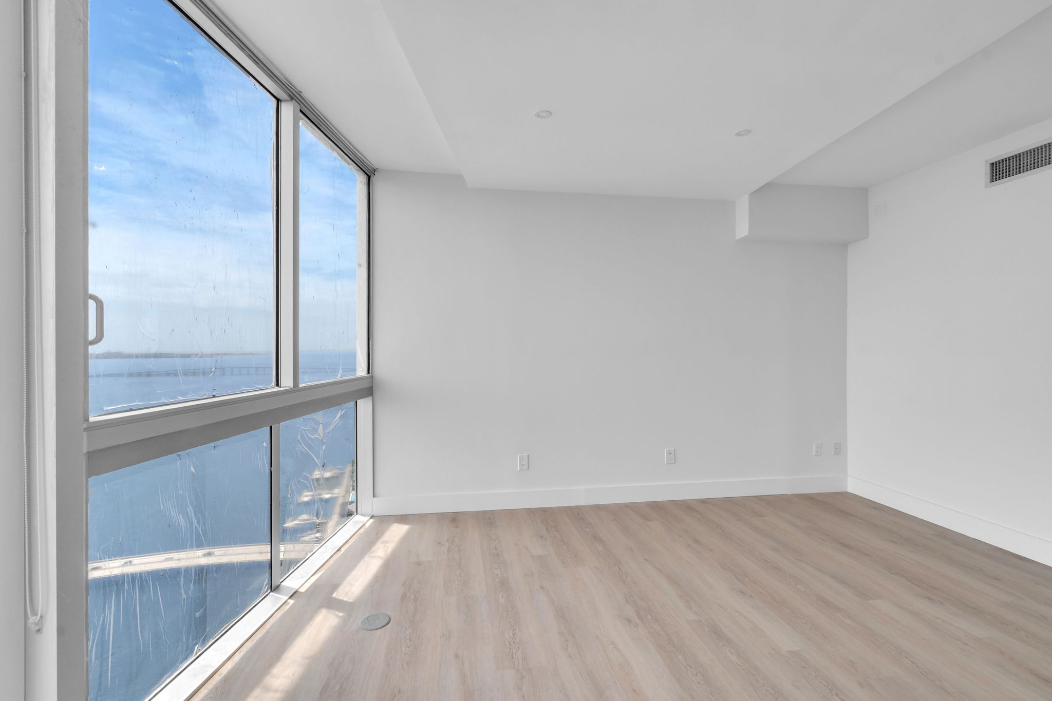  495 Brickell Ave, Miami, FL, 33131 - 物件實景