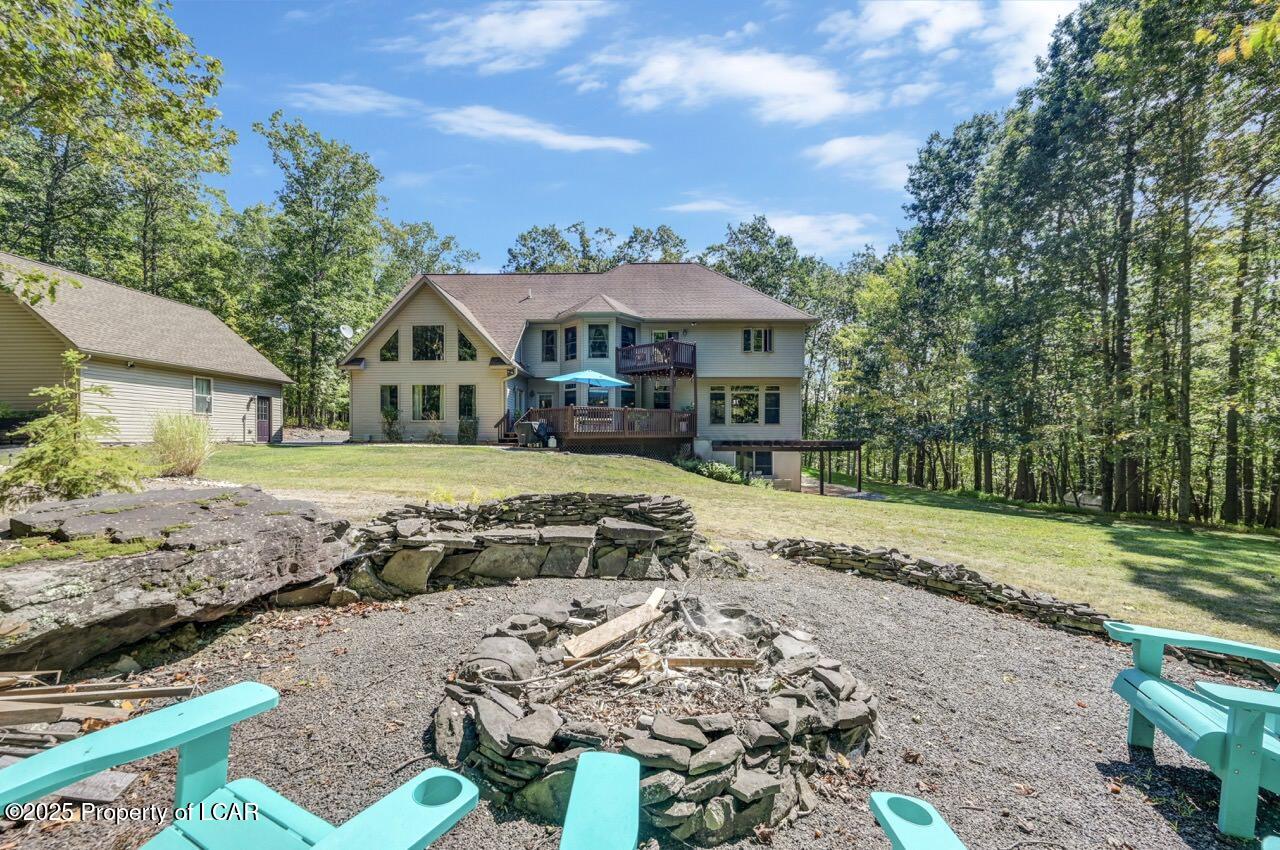 Mountain Top, Pennsylvania, 18707, United States, 4 Bedrooms Bedrooms, ,5 BathroomsBathrooms,Residential,For Sale,1944925