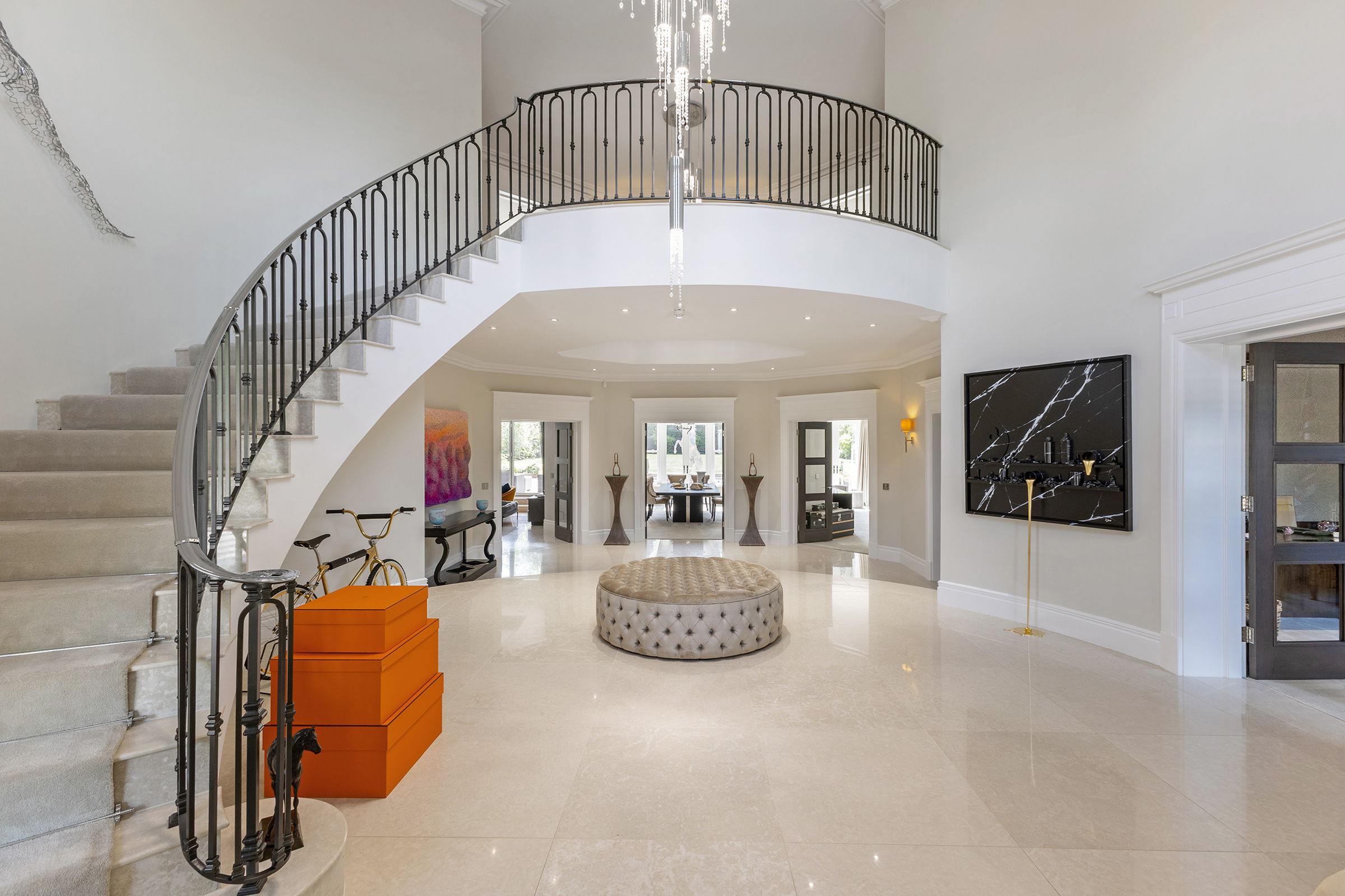  A Magnificent Contemporary Mansion in Ascot - 物件實景