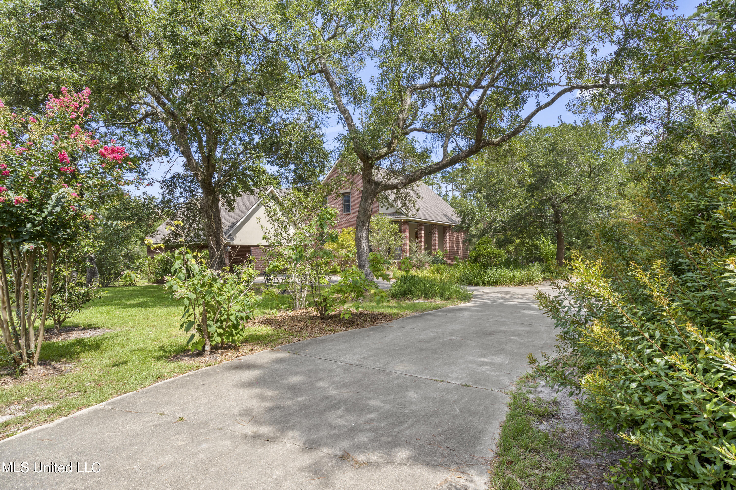 Pass Christian, Mississippi, 39571, United States, 4 Bedrooms Bedrooms, ,3 BathroomsBathrooms,Residential,For Sale,1903520