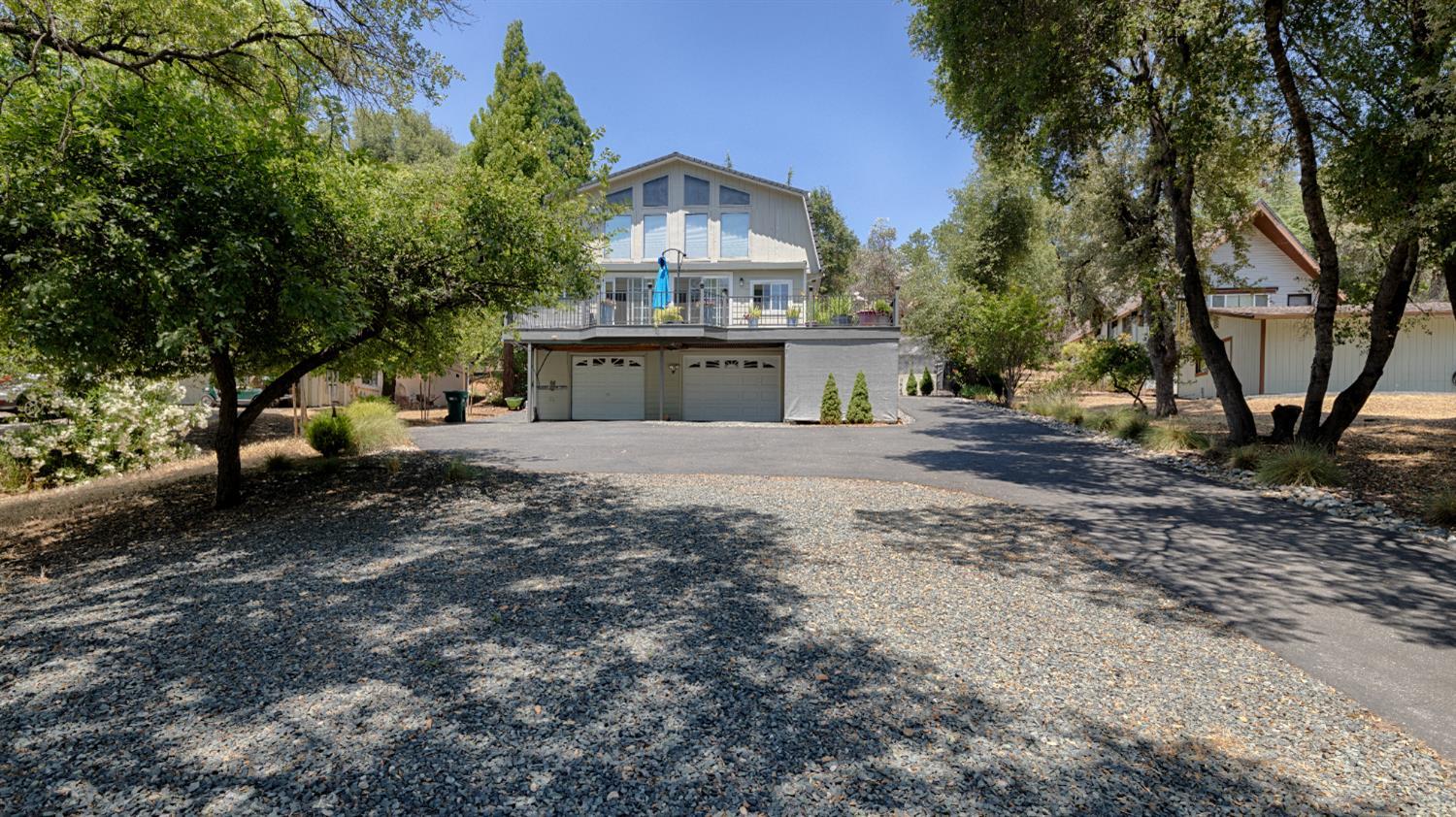 Auburn, California, 95602, United States, 2 Bedrooms Bedrooms, ,3 BathroomsBathrooms,Residential,For Sale,1921281