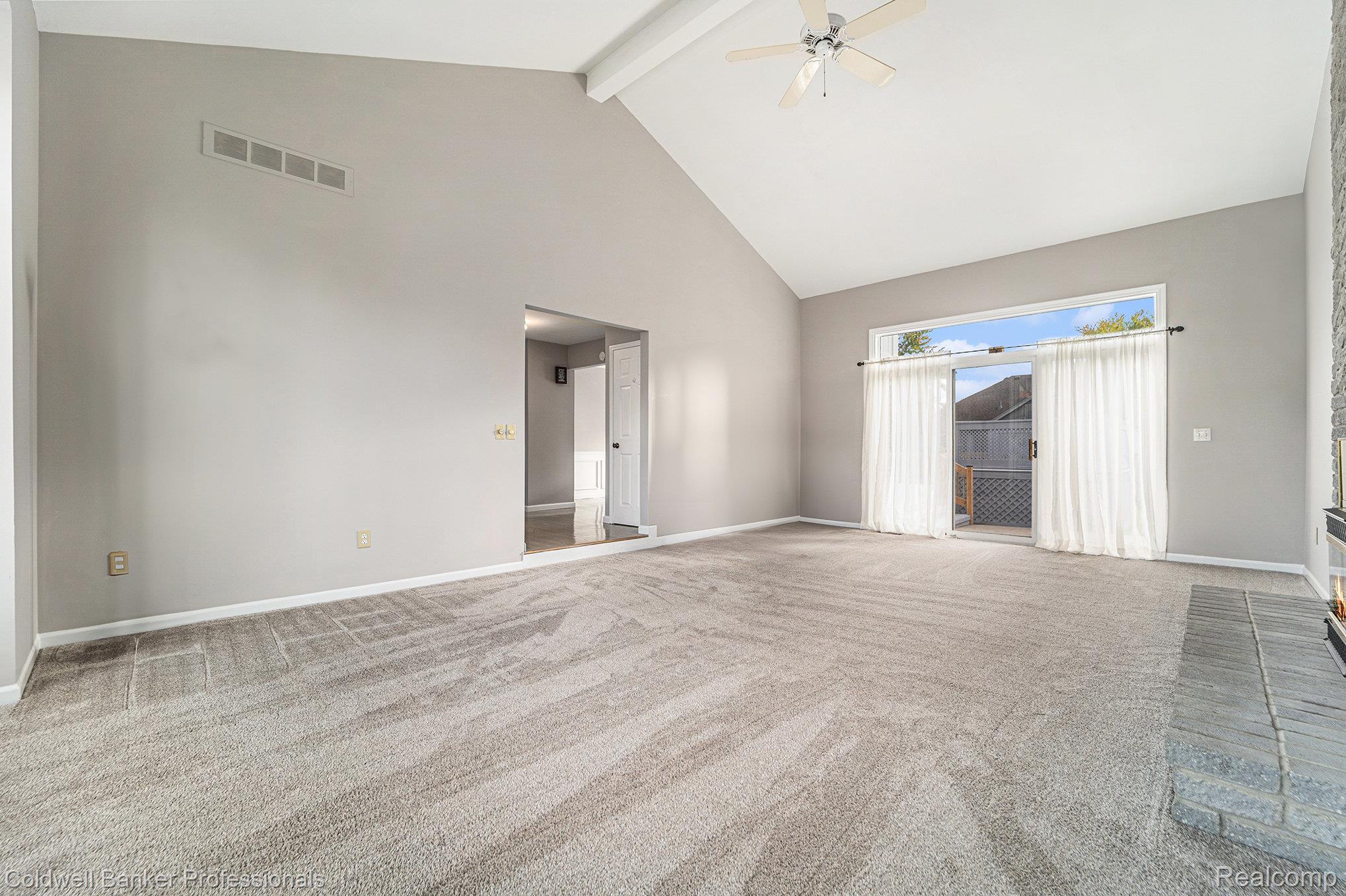 ShelbyTwp, Michigan, 48315, United States, 3 Bedrooms Bedrooms, ,4 BathroomsBathrooms,Residential,For Sale,1967840