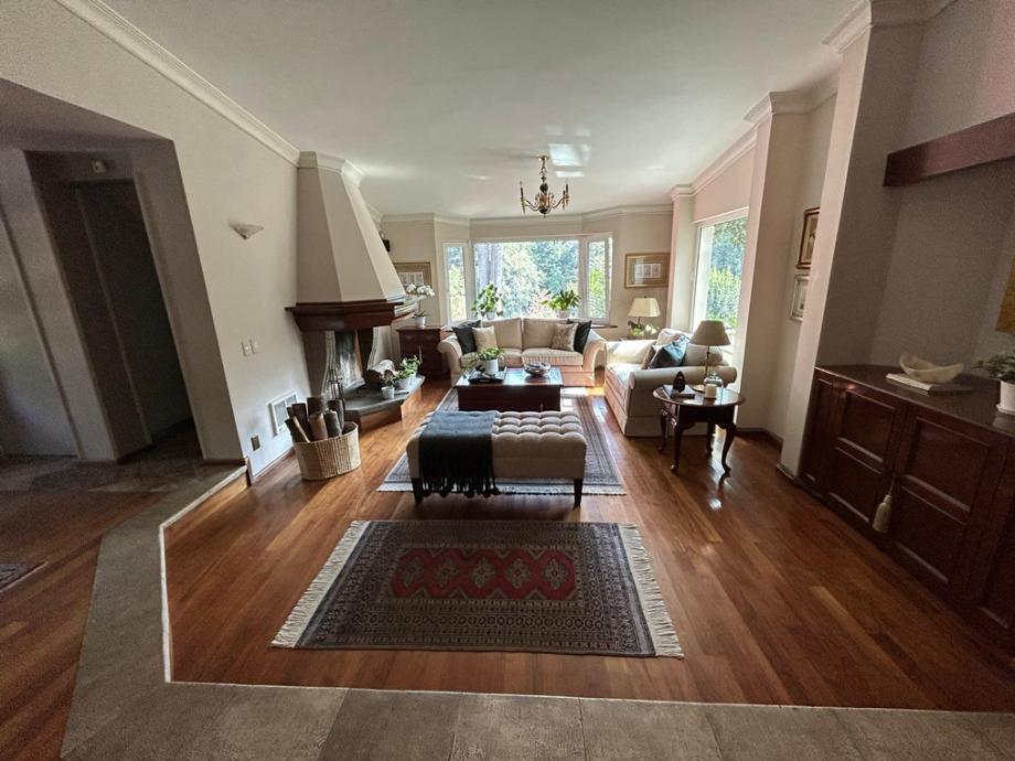 Cuajimalpa de Morelos, Ciudad de México, 05000, Mexico, 3 Bedrooms Bedrooms, ,4 BathroomsBathrooms,Residential,For Sale,1839802