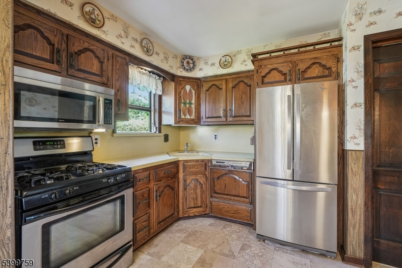 Clifton City, New Jersey, 07012, United States, 3 Bedrooms Bedrooms, ,1 BathroomBathrooms,Residential,For Sale,2003505