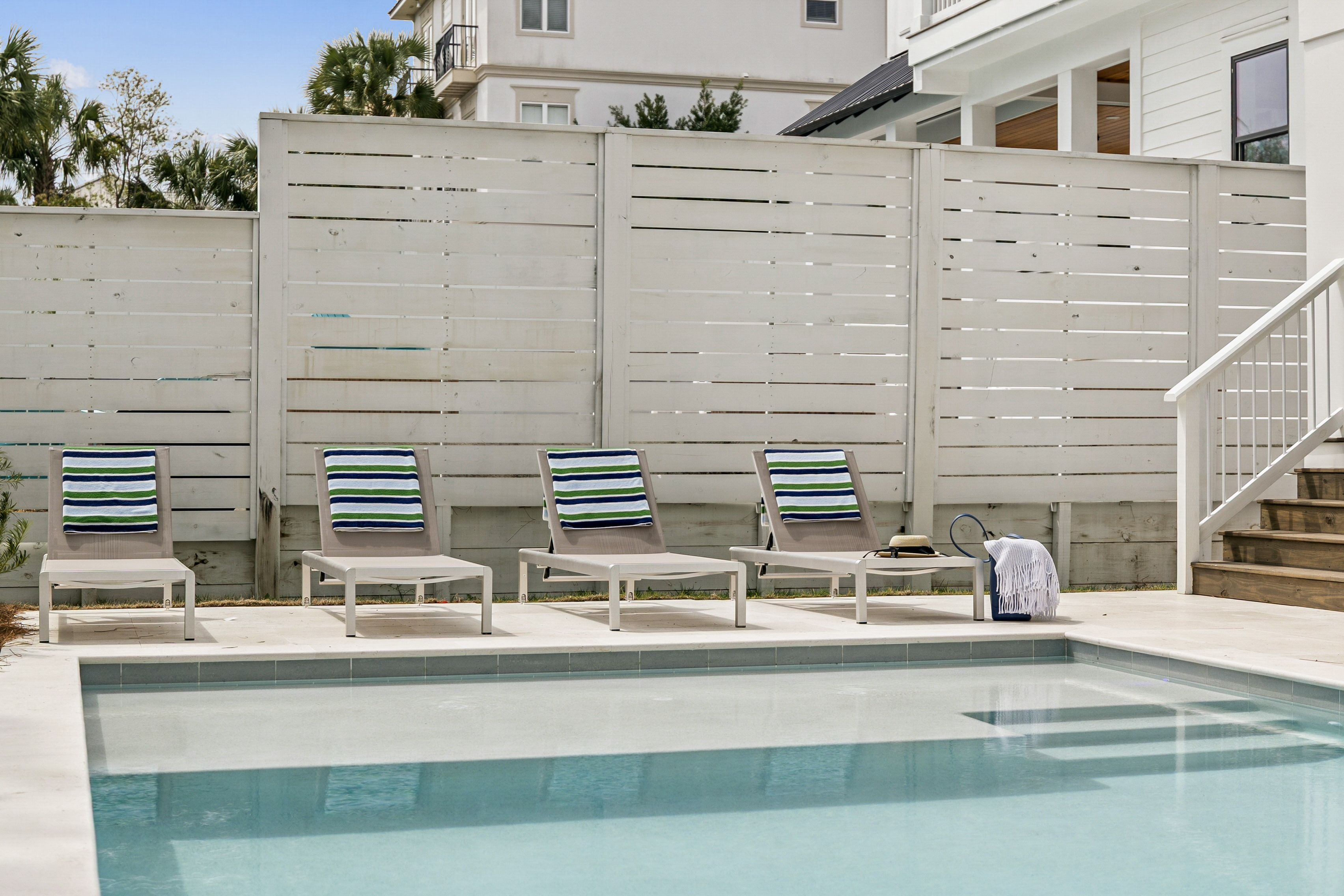  Gulf-View Retreat With Resort-Style Outdoor Living - 物件實景