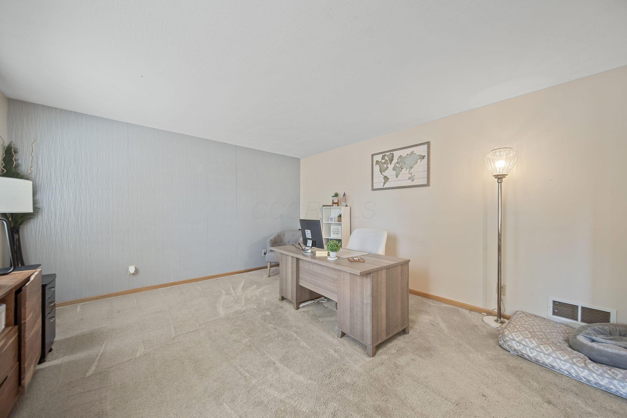 Marion, Ohio, 43302, United States, 4 Bedrooms Bedrooms, ,4 BathroomsBathrooms,Residential,For Sale,1961086