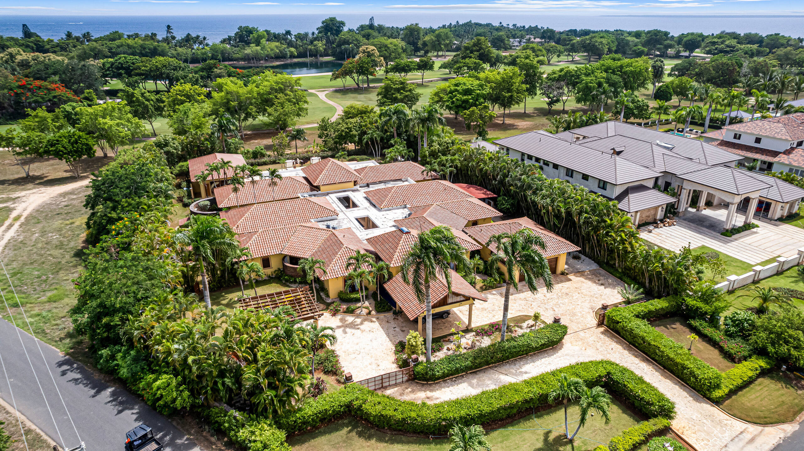  Punta Aguila 54 :  Large One-Level Corner Villa Overlooking the Lake and Teeth - 物件實景