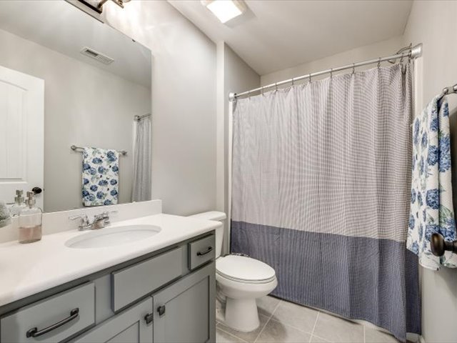 Belmont, South Carolina, 28012, United States, 3 Bedrooms Bedrooms, ,3 BathroomsBathrooms,Residential,For Sale,1870259