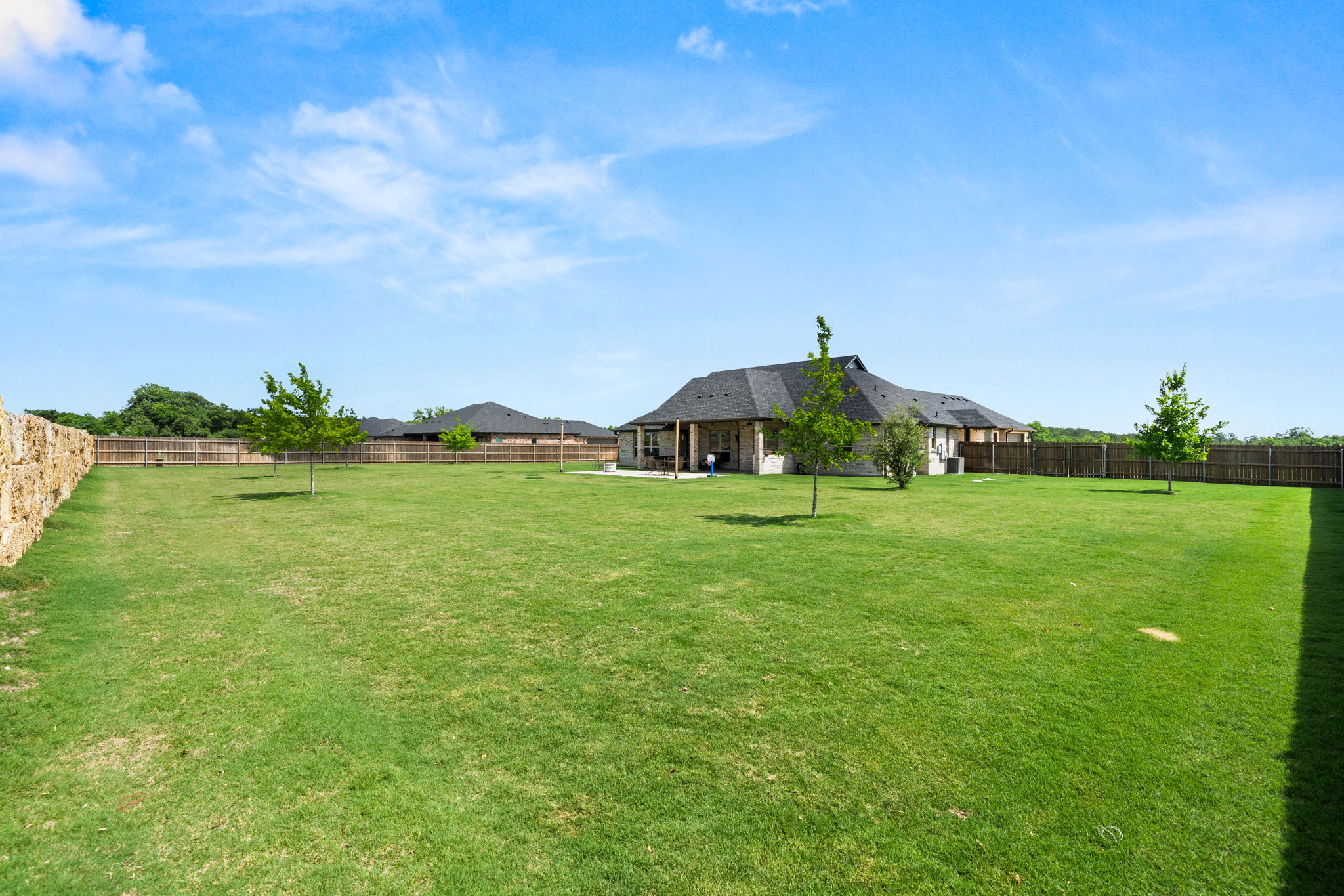  South Temple Home  Modern Comfort, Energy Efficent, All On .76/Acres - 物件實景