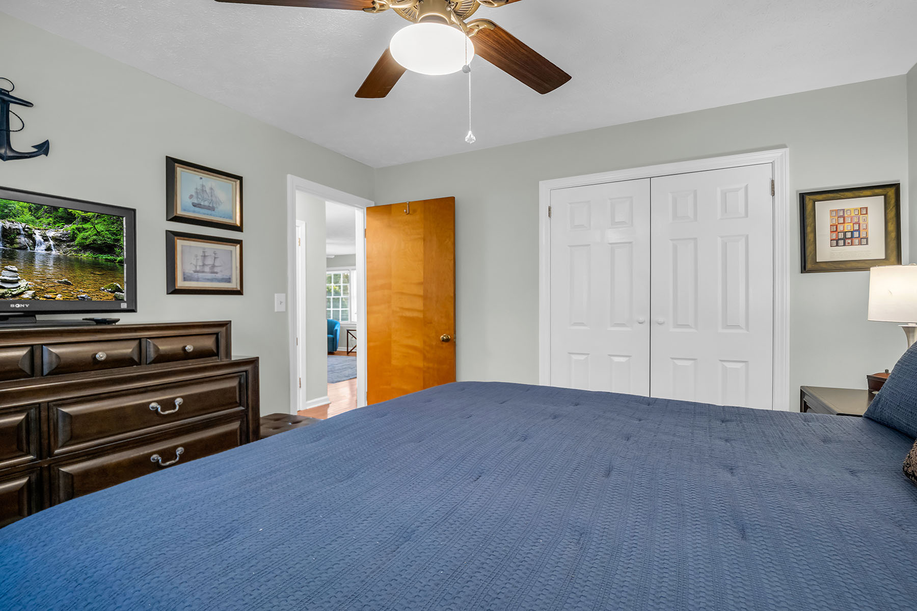  FLAT ROCK - 物件實景