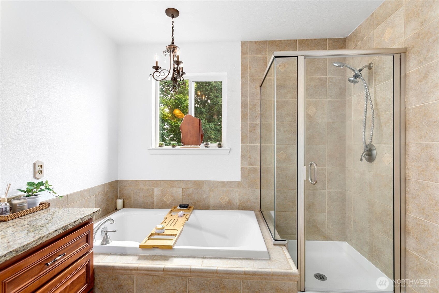 Bonney Lake, Washington, 98391, United States, 4 Bedrooms Bedrooms, ,3 BathroomsBathrooms,Residential,For Sale,1911203