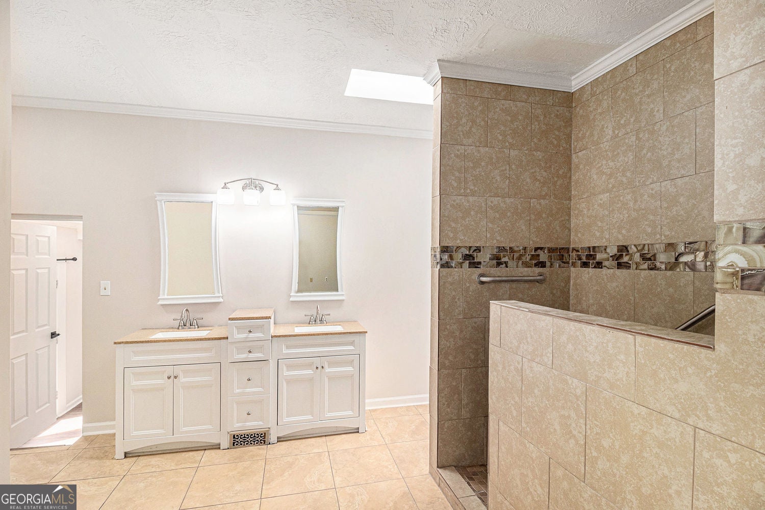 Jackson, Georgia, 30233, United States, 3 Bedrooms Bedrooms, ,3 BathroomsBathrooms,Residential,For Sale,2016386