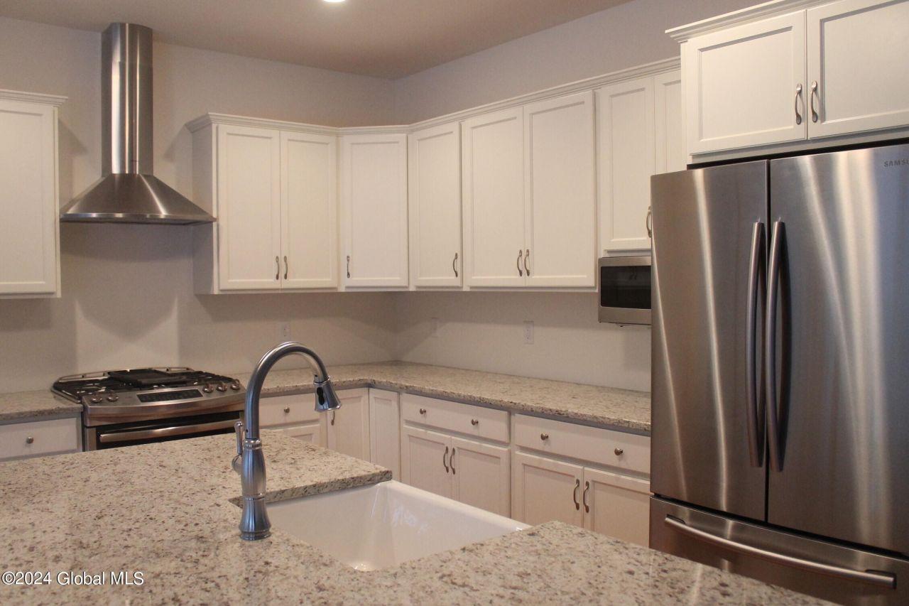 Mechanicville, New York, 12118, United States, 3 Bedrooms Bedrooms, ,2 BathroomsBathrooms,Residential,For Sale,1807172