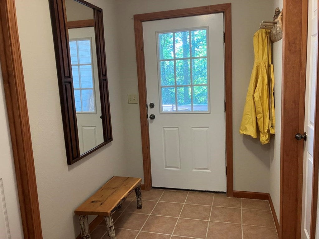 Young Harris, Georgia, 30582, United States, 3 Bedrooms Bedrooms, ,3 BathroomsBathrooms,Residential,For Sale,1847113
