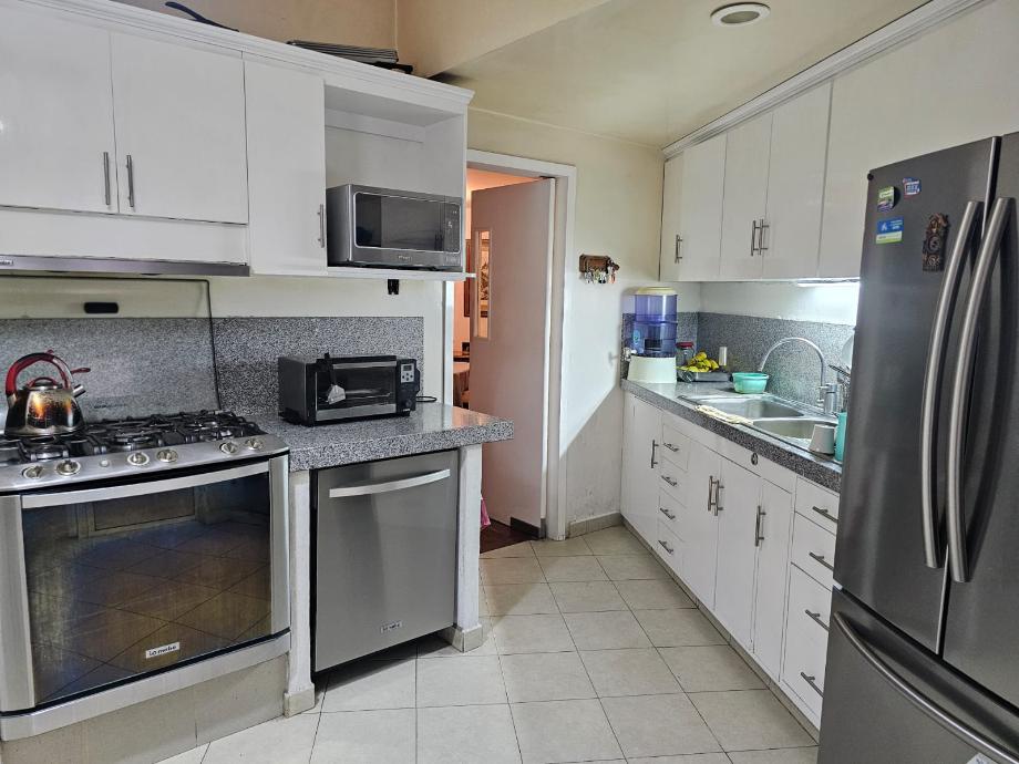 Palo Santo, Miguel Hidalgo, Ciudad de México, 11950, Mexico, 6 Bedrooms Bedrooms, ,2 BathroomsBathrooms,Residential,For Sale,Palo Santo,1627734