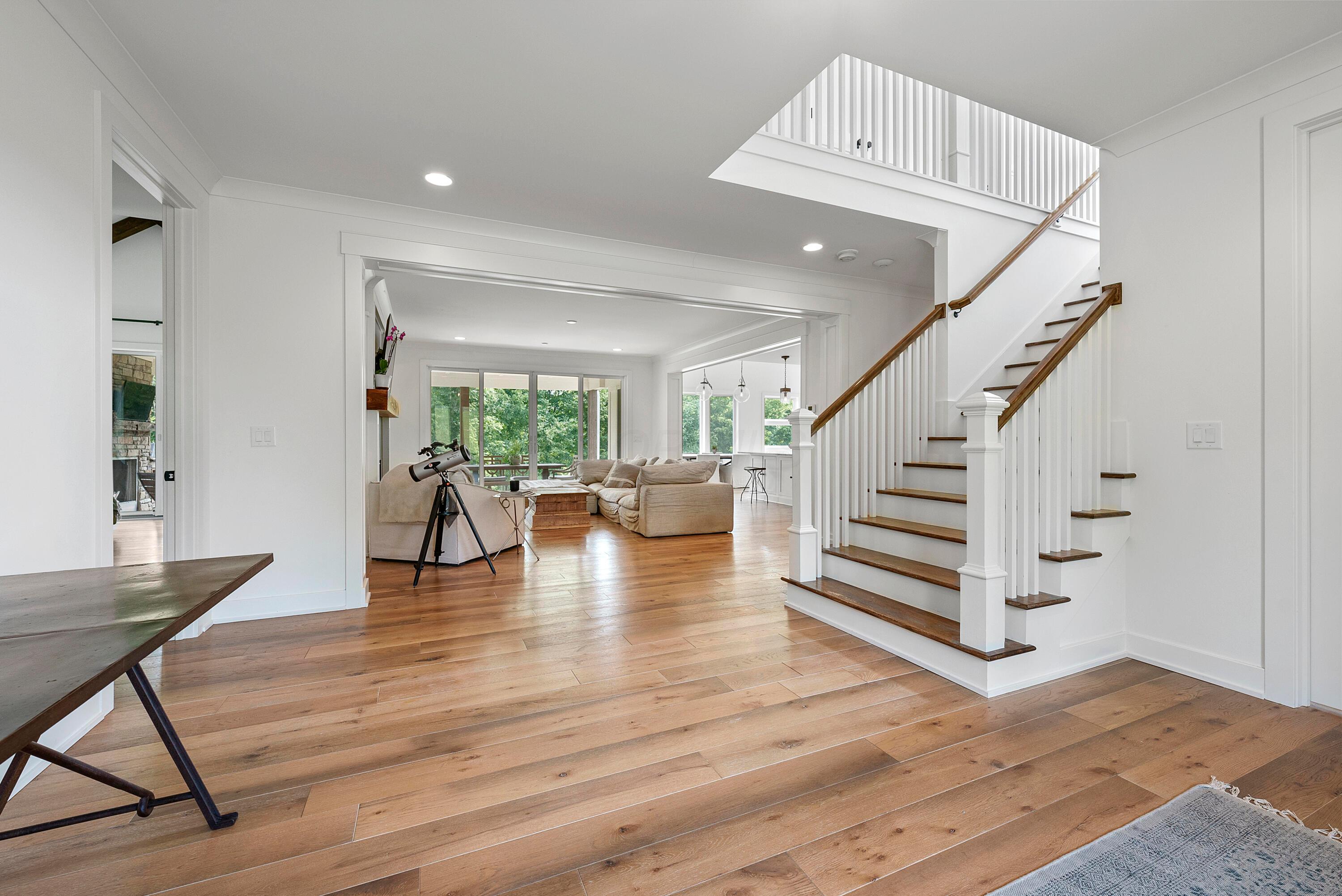 Alexandria, Ohio, 43001, United States, 4 Bedrooms Bedrooms, ,4 BathroomsBathrooms,Residential,For Sale,1907180