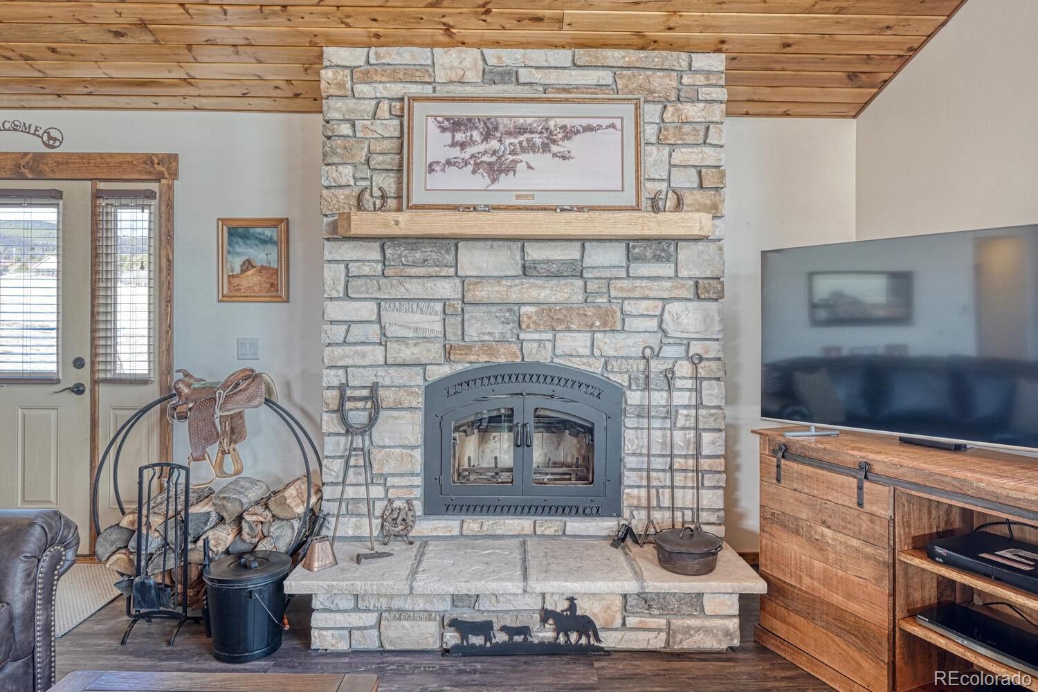 Hartsel, Colorado, 80449, United States, 2 Bedrooms Bedrooms, ,1 BathroomBathrooms,Residential,For Sale,1804606