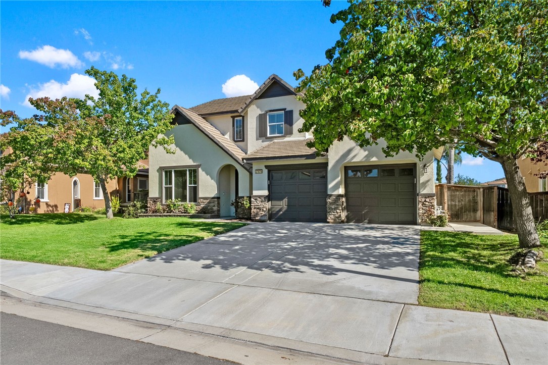 Murrieta, California, 92562, United States, 5 Bedrooms Bedrooms, ,3 BathroomsBathrooms,Residential,For Sale,1983032