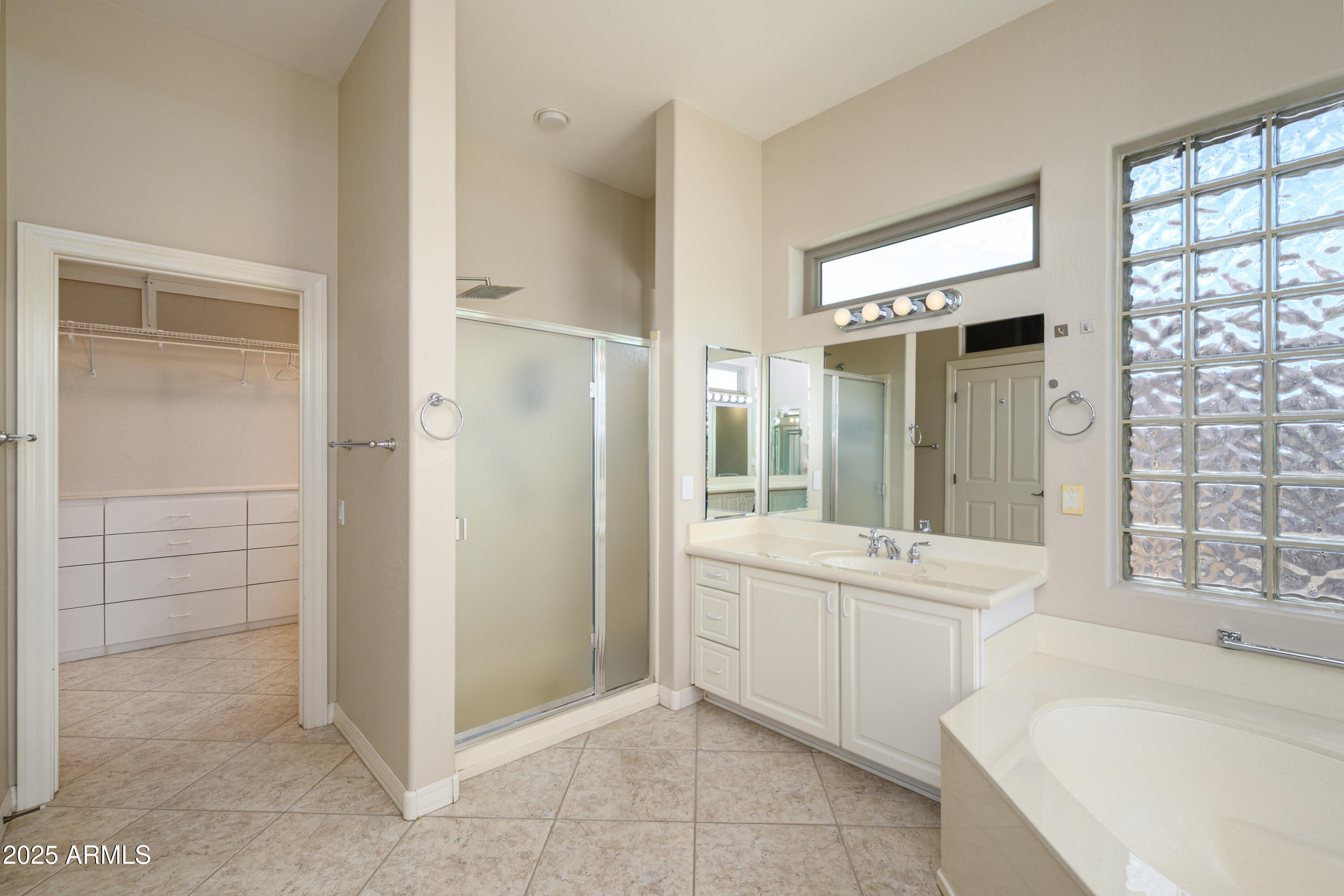 Surprise, Arizona, 85374, United States, 2 Bedrooms Bedrooms, ,Residential,For Sale,1932310