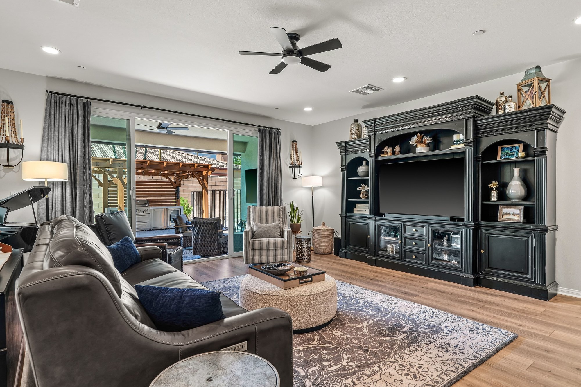  RARE LA QUINTA RETREAT DESIGNED FOR LUXURIOUS MULTIGENERATIONAL LIVING - 物件實景