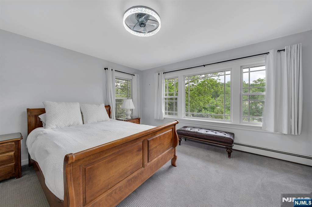 Ramsey, New Jersey, 07446, United States, 6 Bedrooms Bedrooms, ,5 BathroomsBathrooms,Residential,For Sale,1847263
