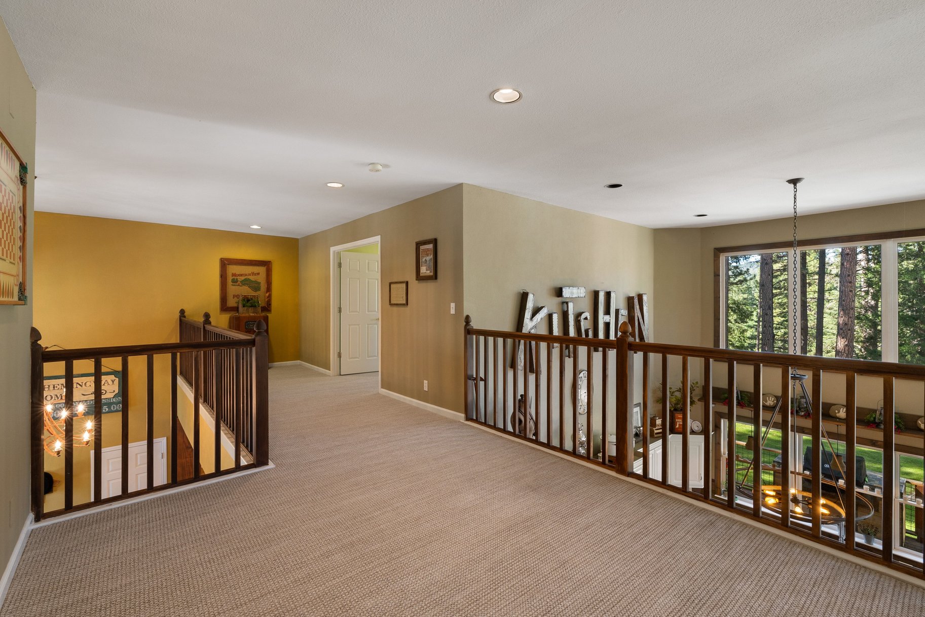  Hilltop Whitehawk Ranch Estate with Sweeping Meadow, Pond & Mountain Views - 物件實景