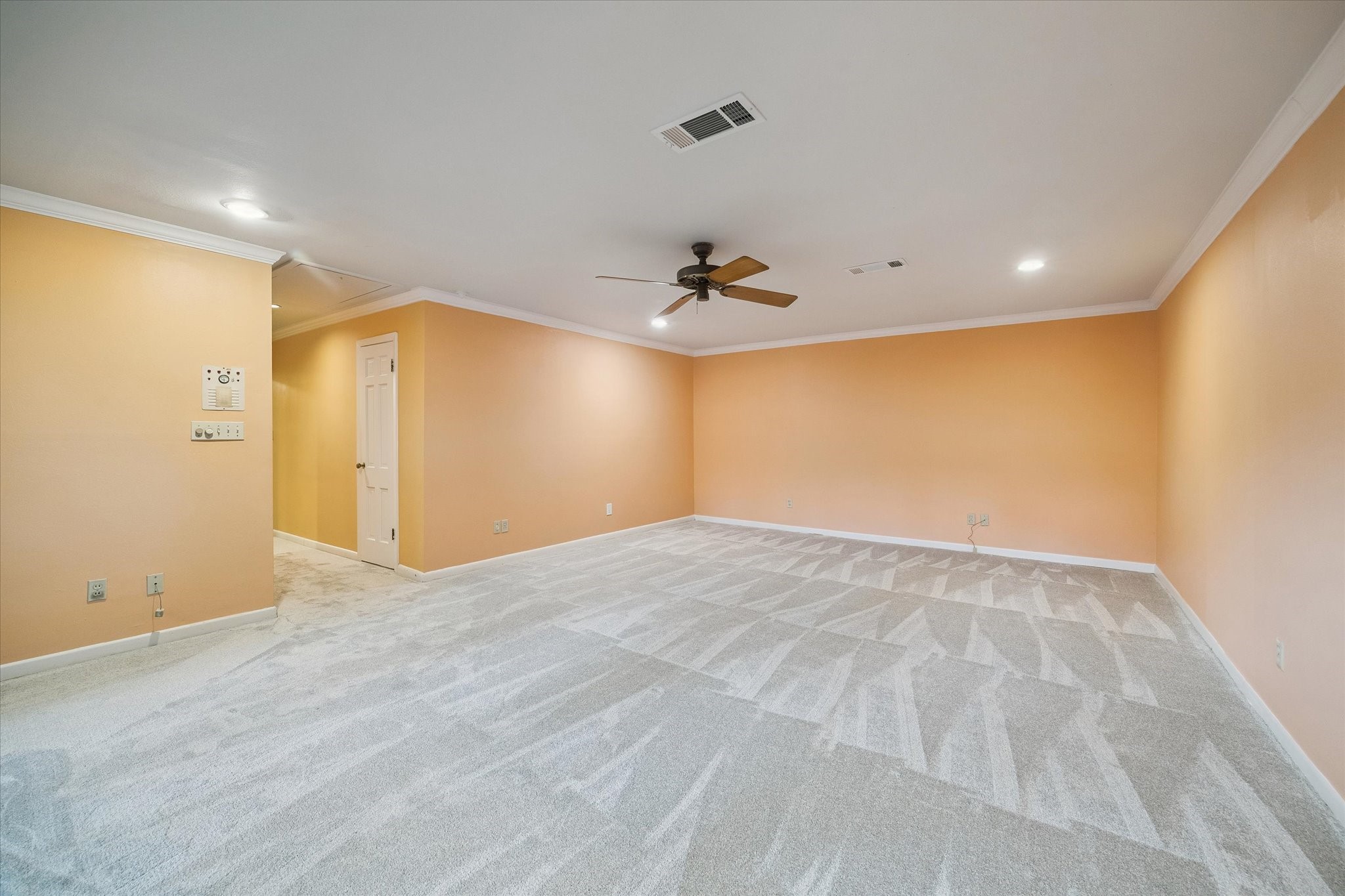  2126 Chimney Rock Road - 物件實景