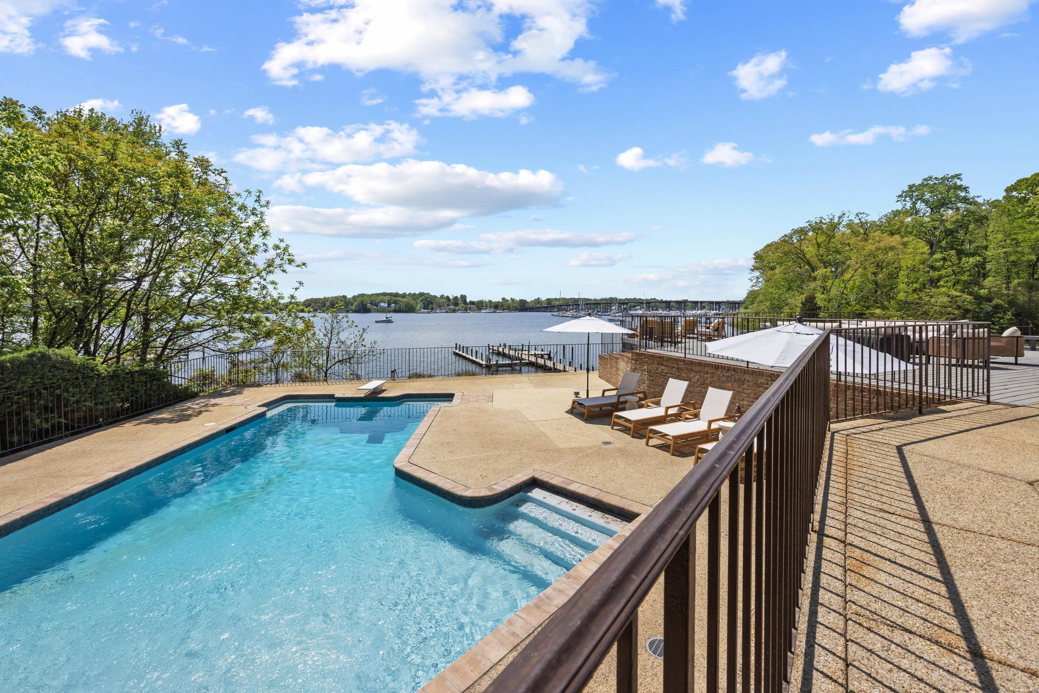  31 Shadow Point Court, Edgewater, MD, 21037 - 物件實景