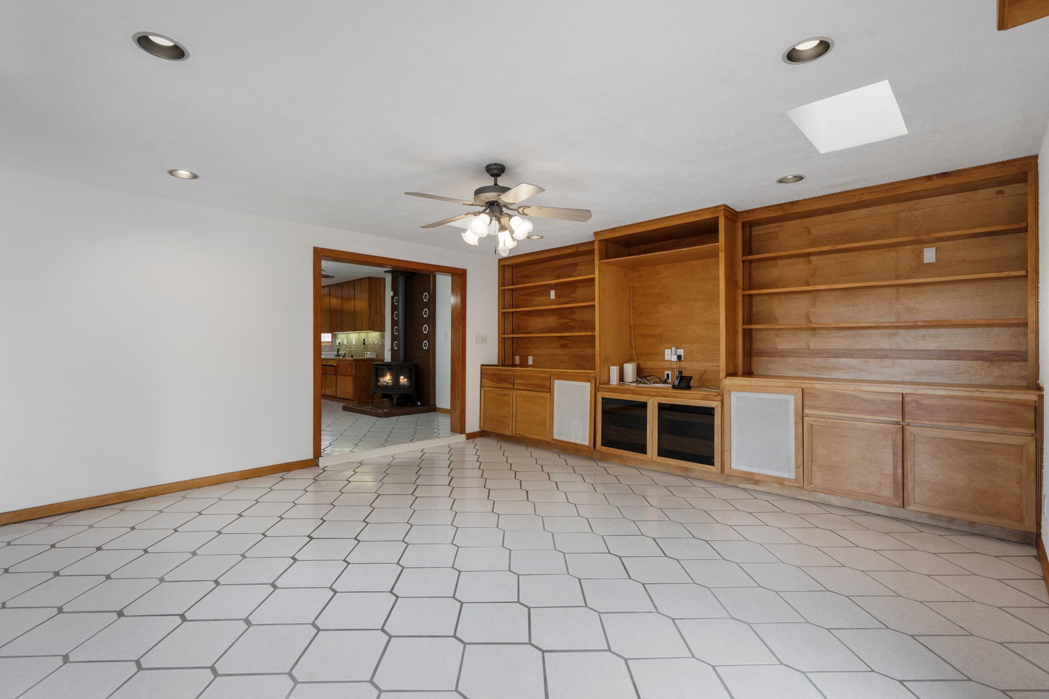  2404 Calle Loma Bonita - 物件實景