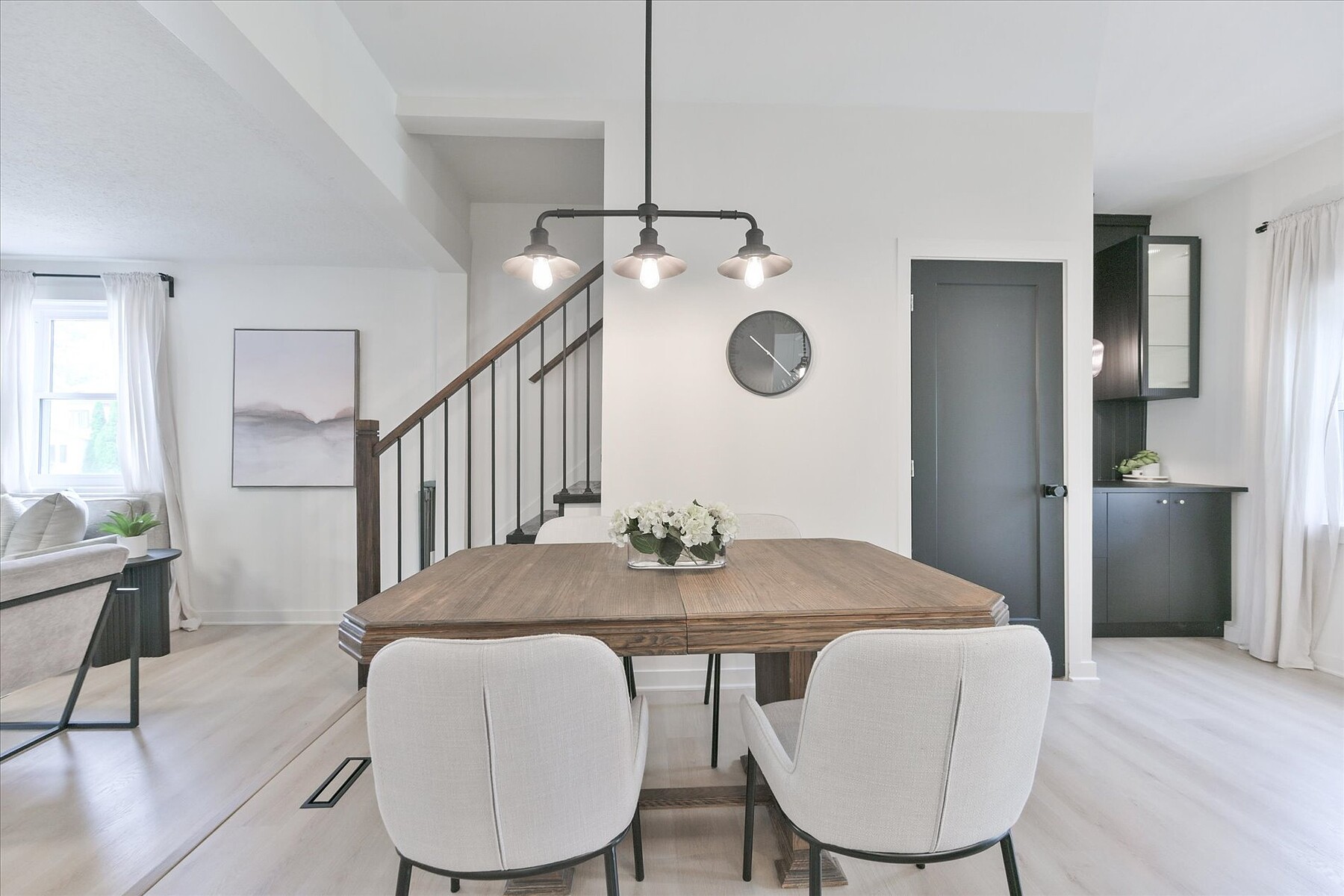  Modern & Charming in the Falls - 物件實景