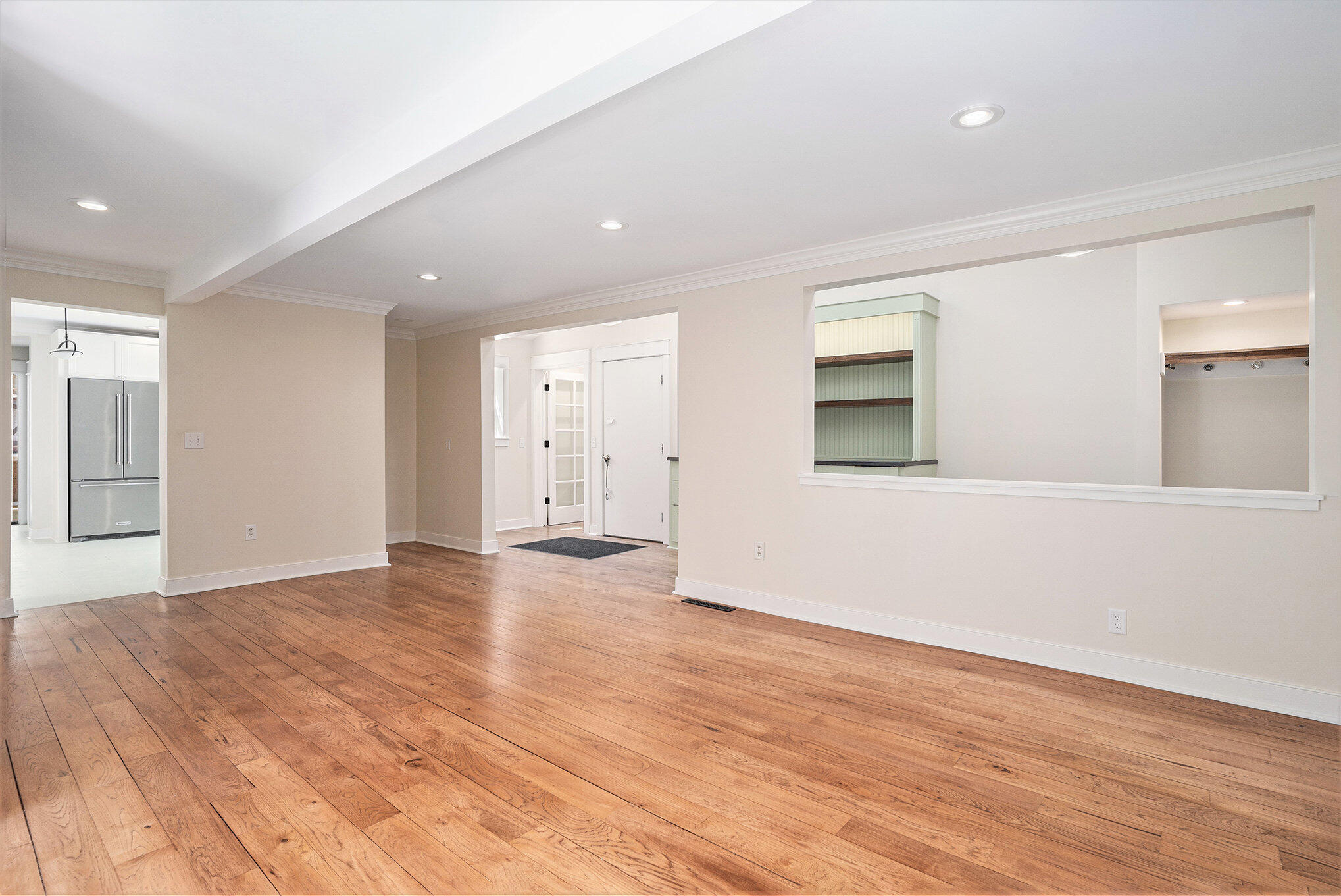 Saugatuck, Michigan, 49453, United States, 4 Bedrooms Bedrooms, ,3 BathroomsBathrooms,Residential,For Sale,1807495