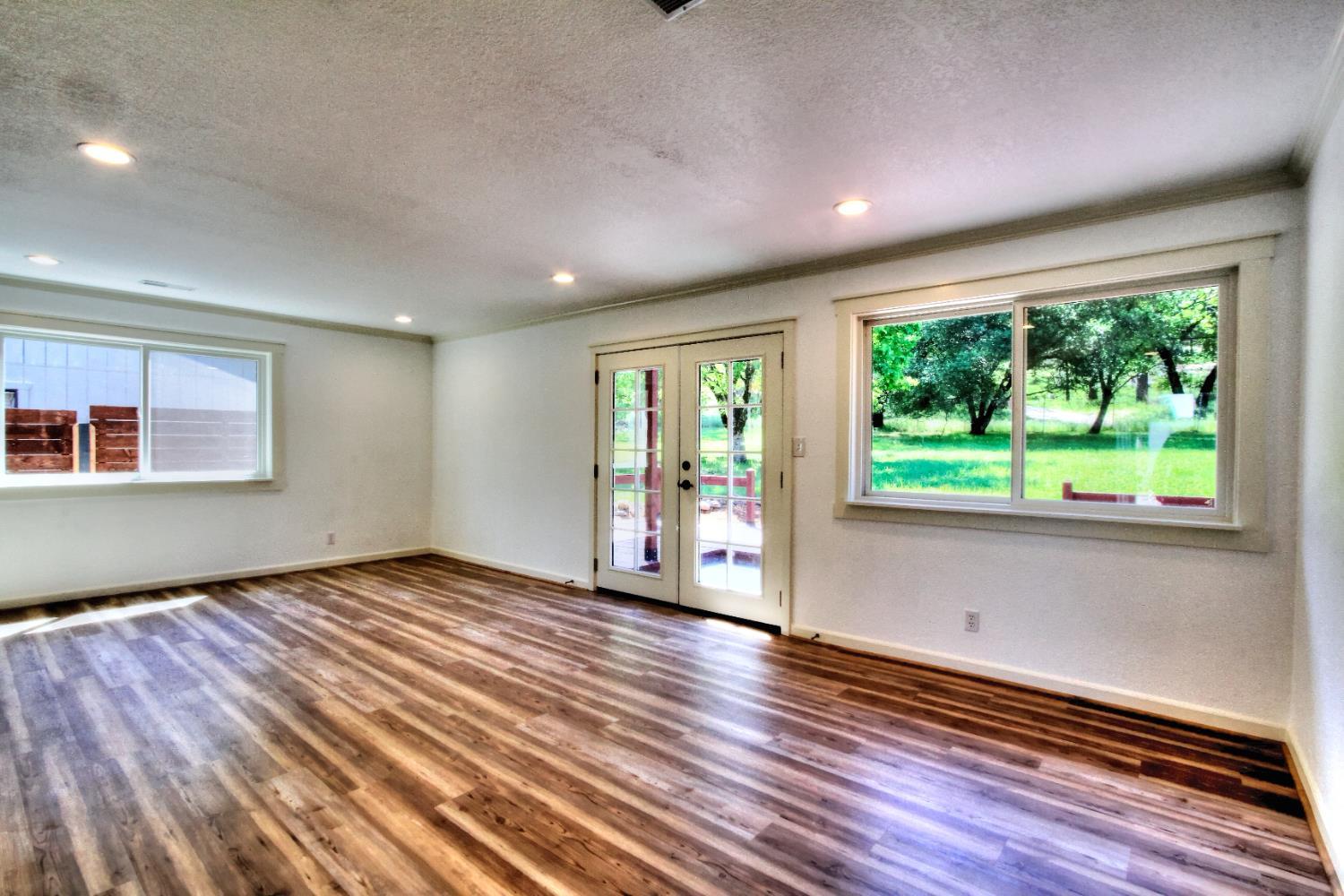 Auburn, California, 95602, United States, 3 Bedrooms Bedrooms, ,2 BathroomsBathrooms,Residential,For Sale,2034391