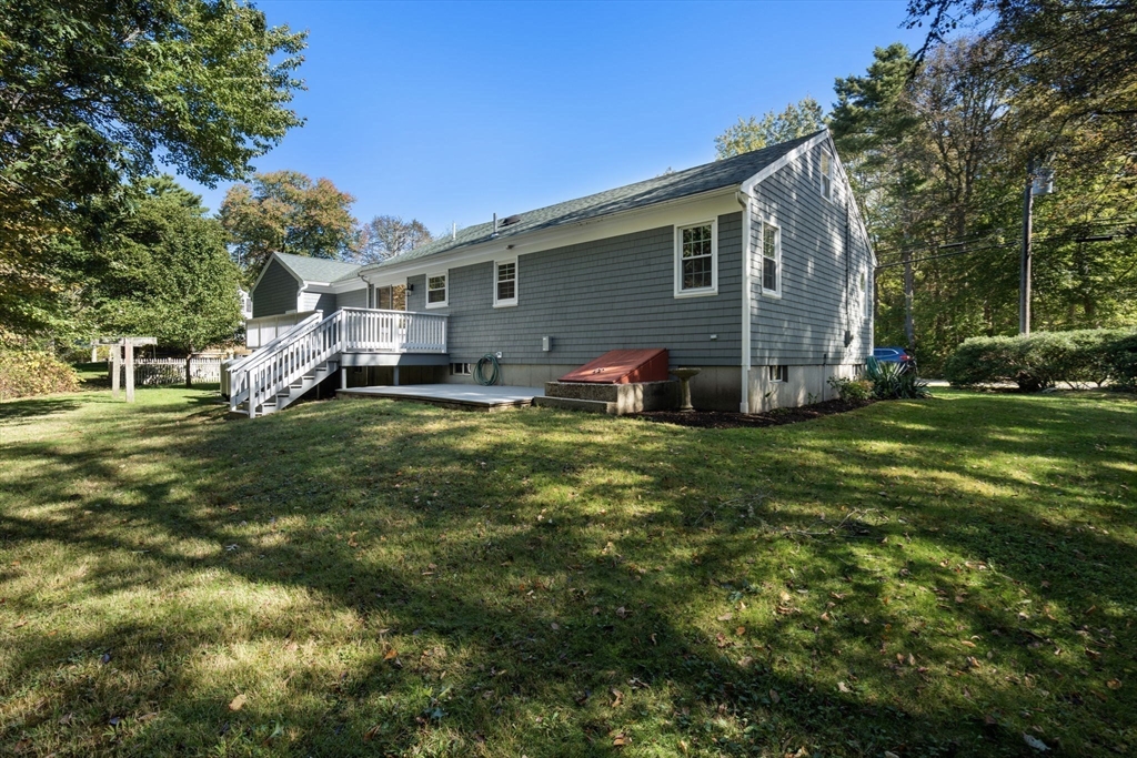 Mattapoisett, Massachusetts, 02739, United States, 3 Bedrooms Bedrooms, ,2 BathroomsBathrooms,Residential,For Sale,1987797