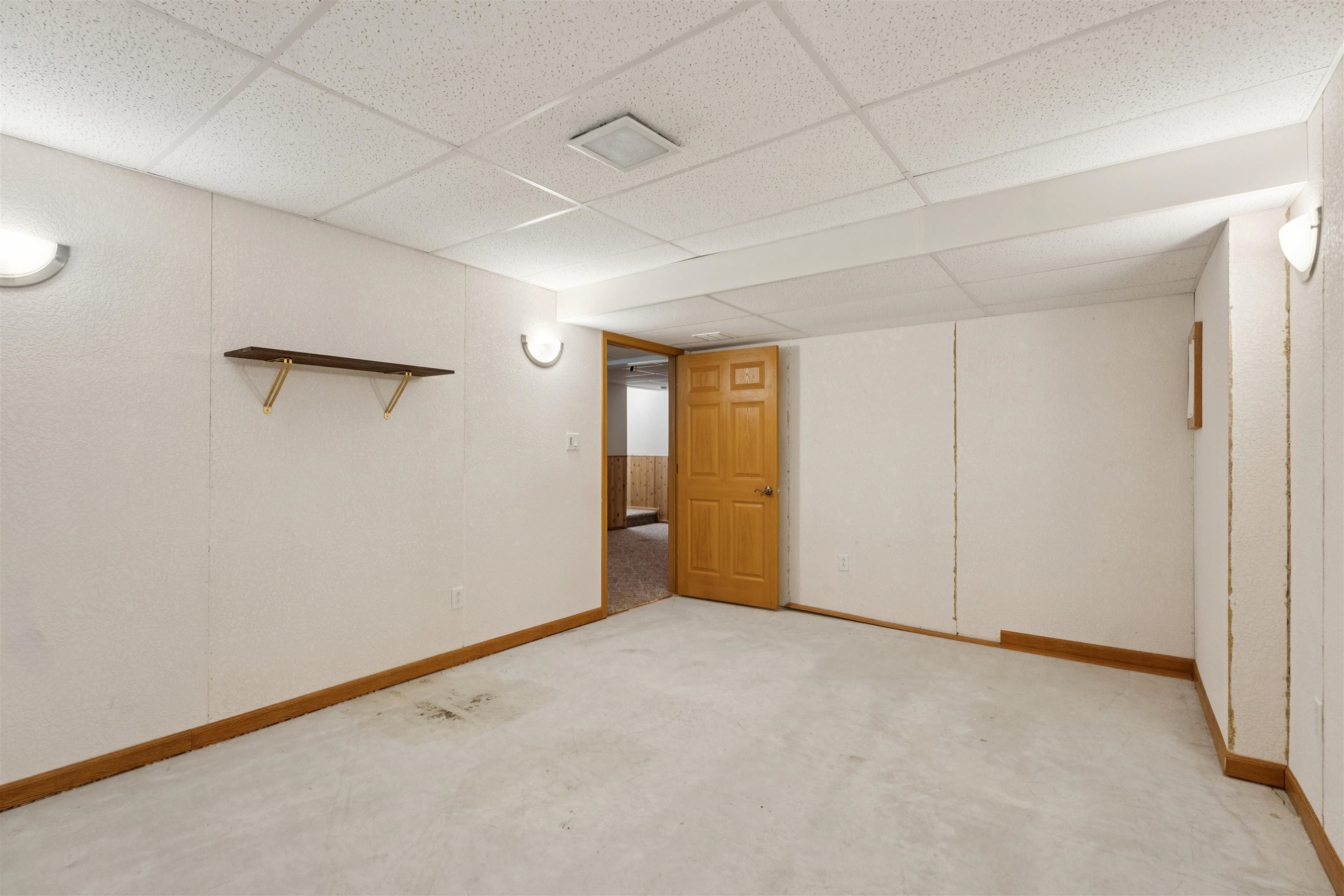 HORTONVILLE, Wisconsin, 54944, United States, 4 Bedrooms Bedrooms, ,4 BathroomsBathrooms,Residential,For Sale,1911438