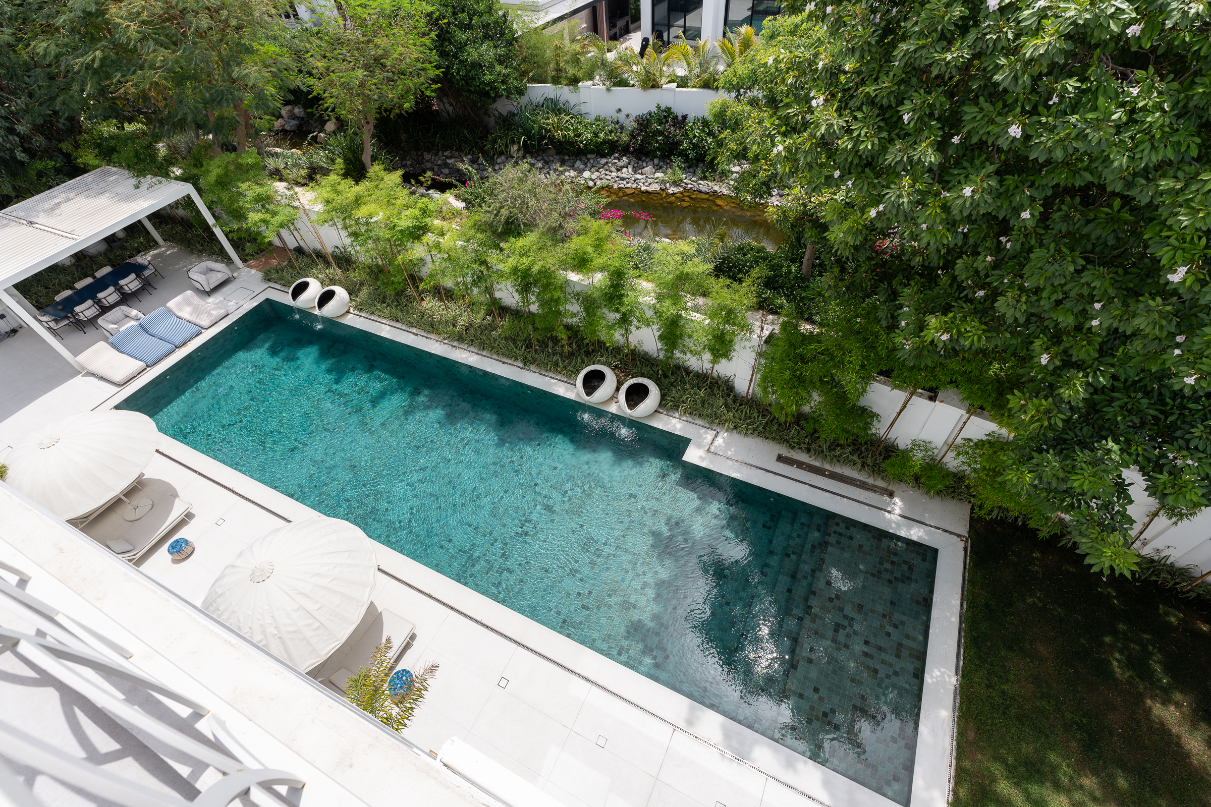  Spectacular Ready-to-Move Mansion in Al Barari - 物件實景