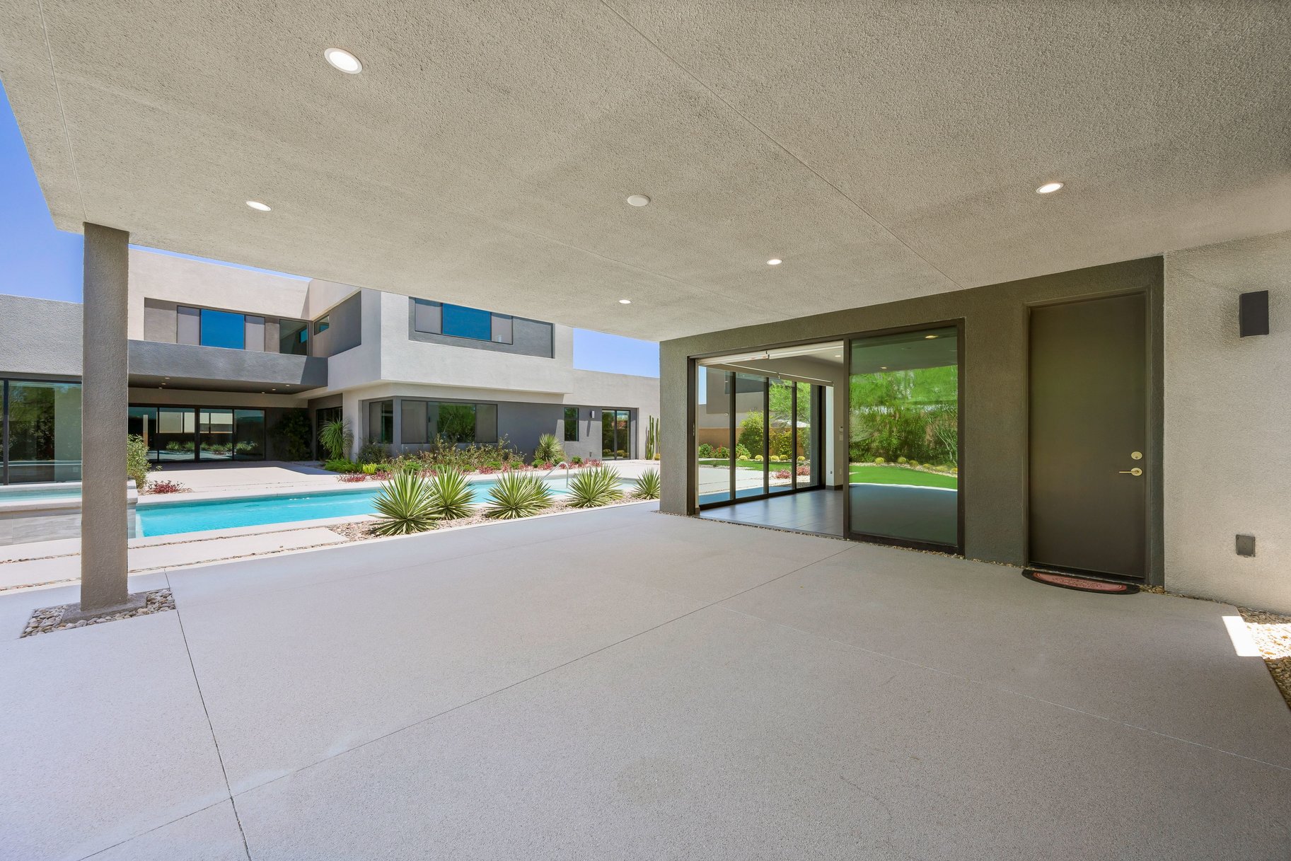  Private Contemporary Masterpiece in Las Vegas