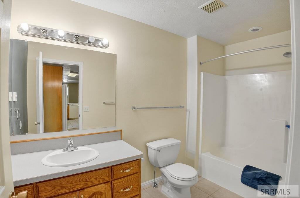 POCATELLO, Idaho, 83202, United States, 6 Bedrooms Bedrooms, ,4 BathroomsBathrooms,Residential,For Sale,1977598