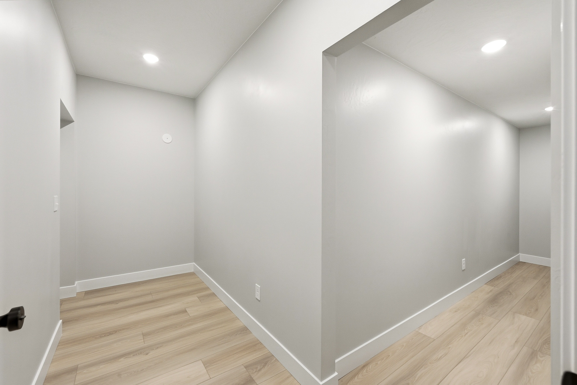 Cedar City, Utah, 84720, United States, 6 Bedrooms Bedrooms, ,4 BathroomsBathrooms,Residential,For Sale,1978281