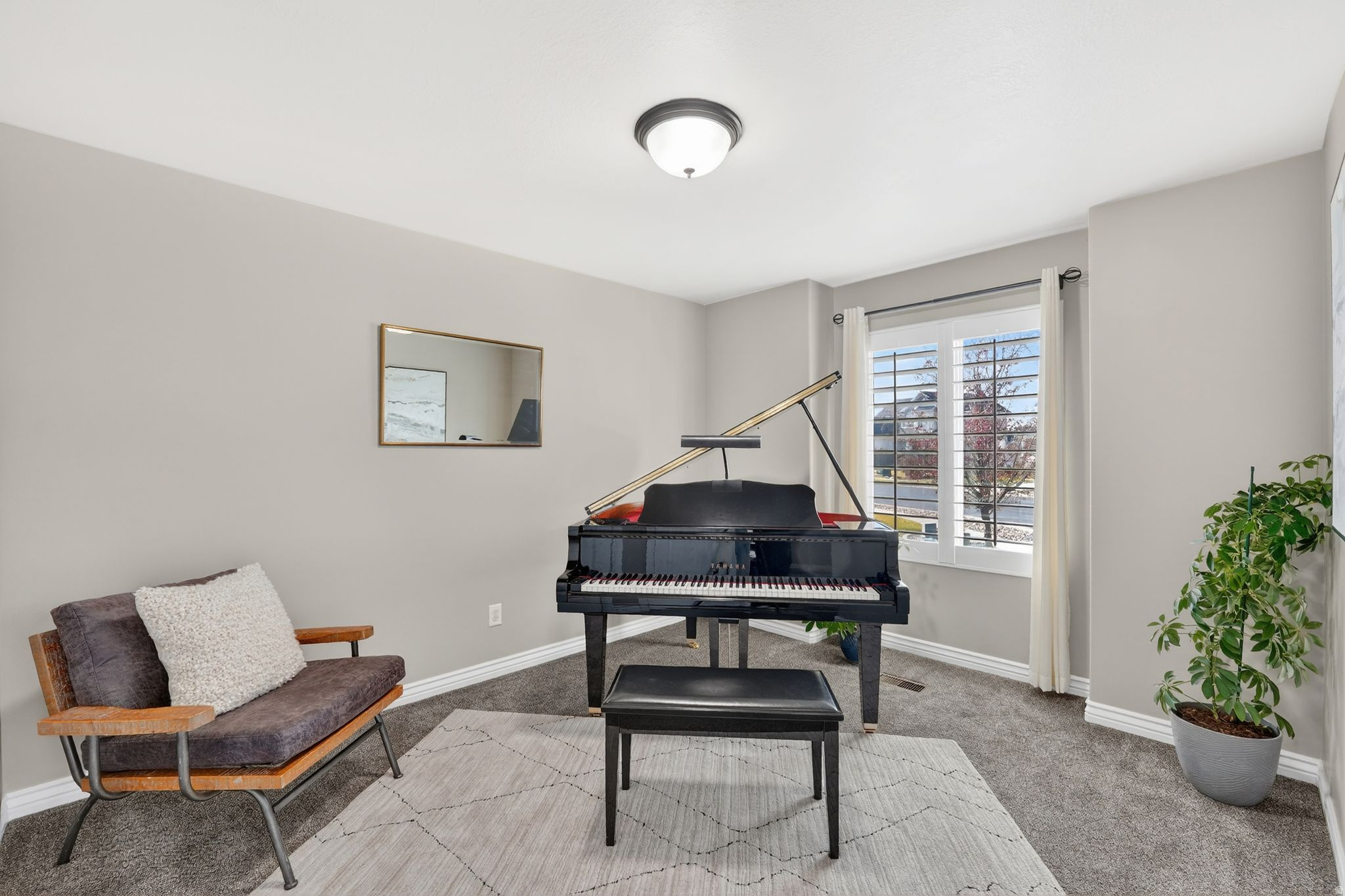 Syracuse, Utah, 84075, United States, 5 Bedrooms Bedrooms, ,3 BathroomsBathrooms,Residential,For Sale,2003414