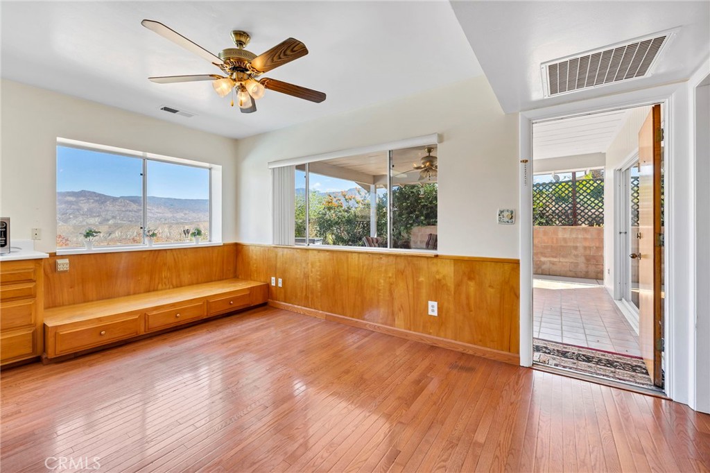 Hemet, California, 92544, United States, 3 Bedrooms Bedrooms, ,2 BathroomsBathrooms,Residential,For Sale,1983070