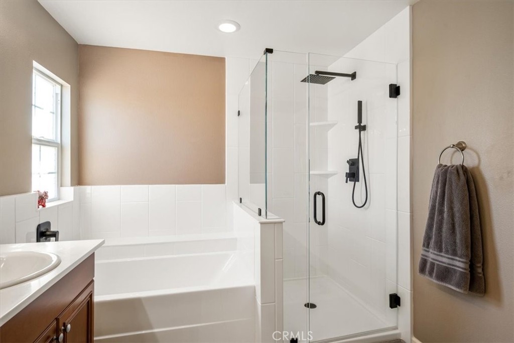 Atascadero, California, 93422, United States, 3 Bedrooms Bedrooms, ,3 BathroomsBathrooms,Residential,For Sale,1977123