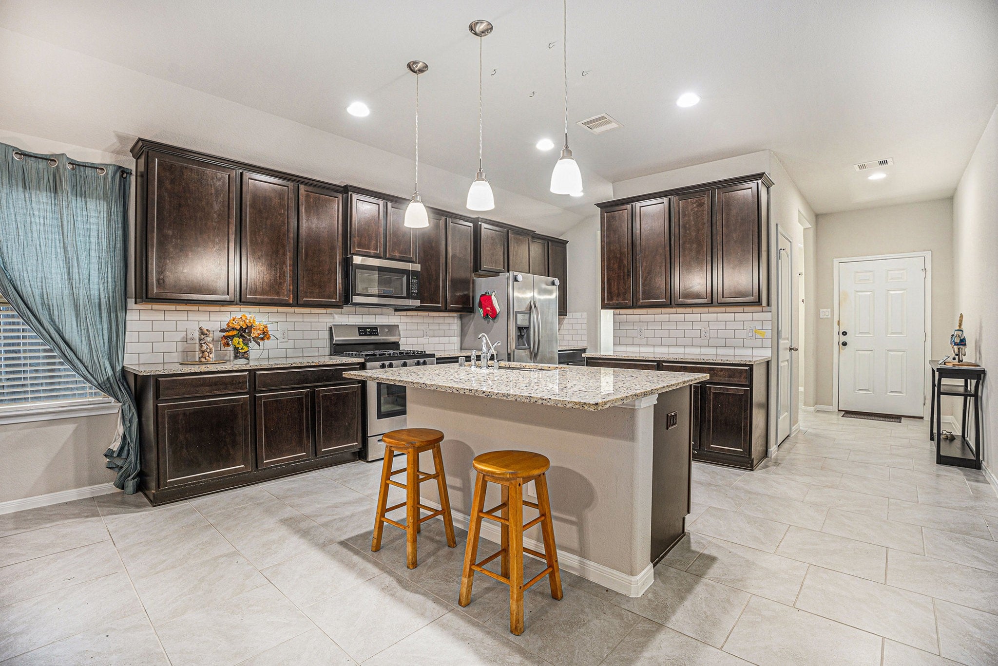 Pirate Bend Dr, LA Marque, TX 77568 #1