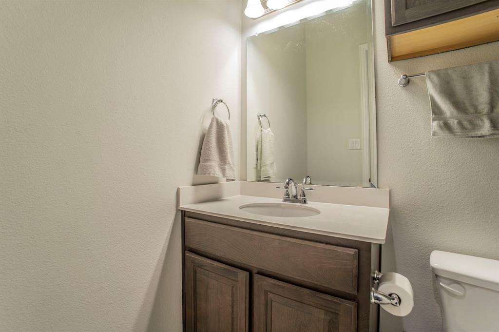 Flower Mound, Texas, 75028, United States, 3 Bedrooms Bedrooms, ,3 BathroomsBathrooms,Residential,For Sale,1978498